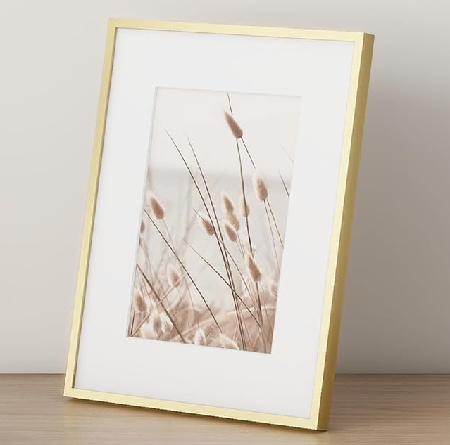 Metal photo frame