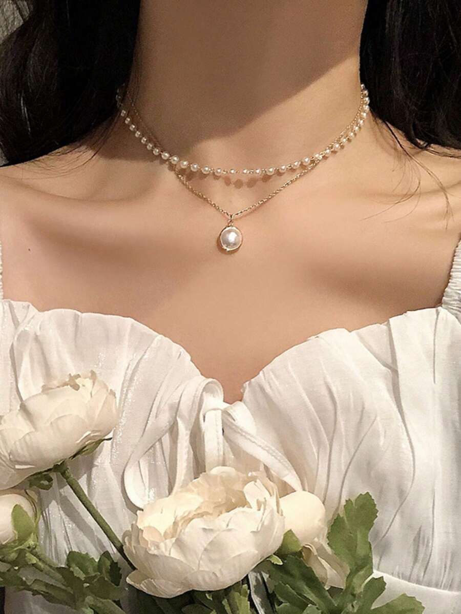 How to Match Necklaces with Outfits: A Style Guide for Every Occasion