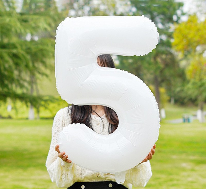 NUM-32-WHT-05 | 32 Inch White Foil Number 5 Balloon, Individual Pack Wholesale | Low MOQ