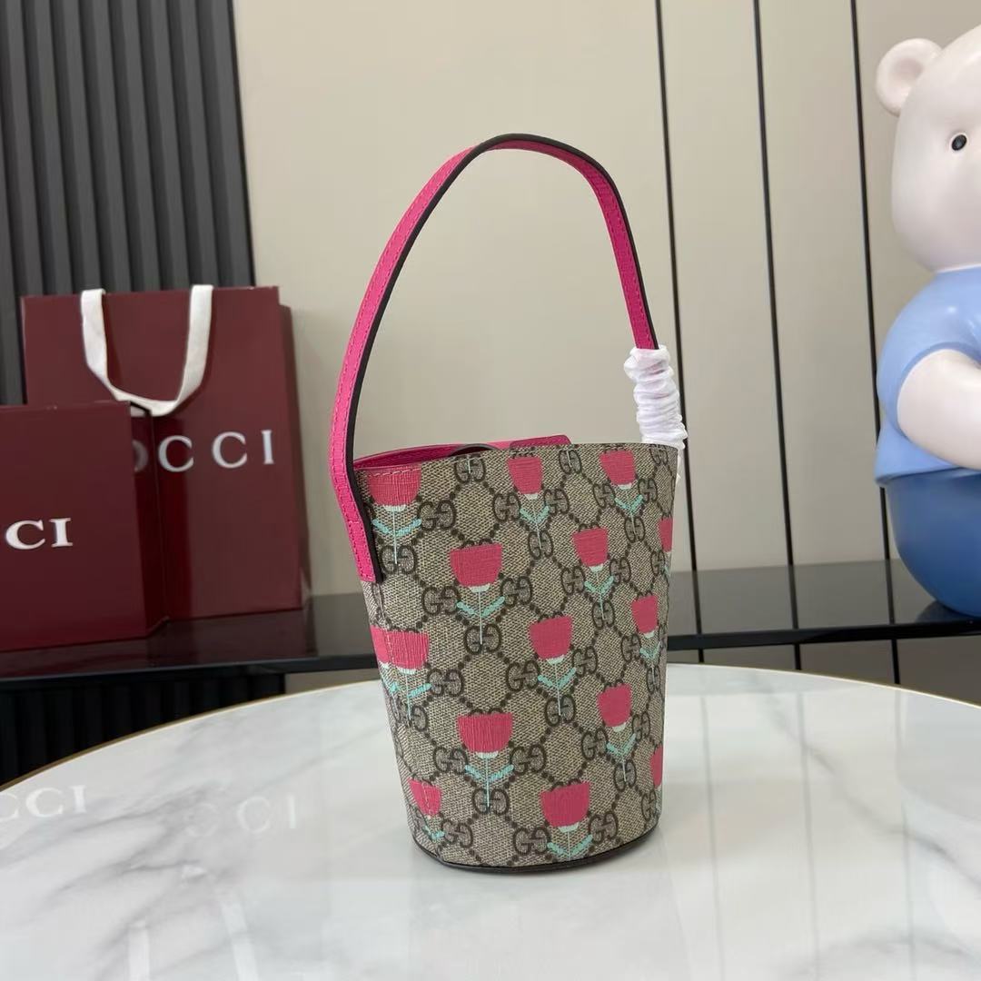 [New Product] Gucci 2025 early spring model: 752356. Size: 18.5 cm (width) x 16.5 cm (height) x 7.5 cm (deep) Color: Whole printed pvc/original leather. Italian creation