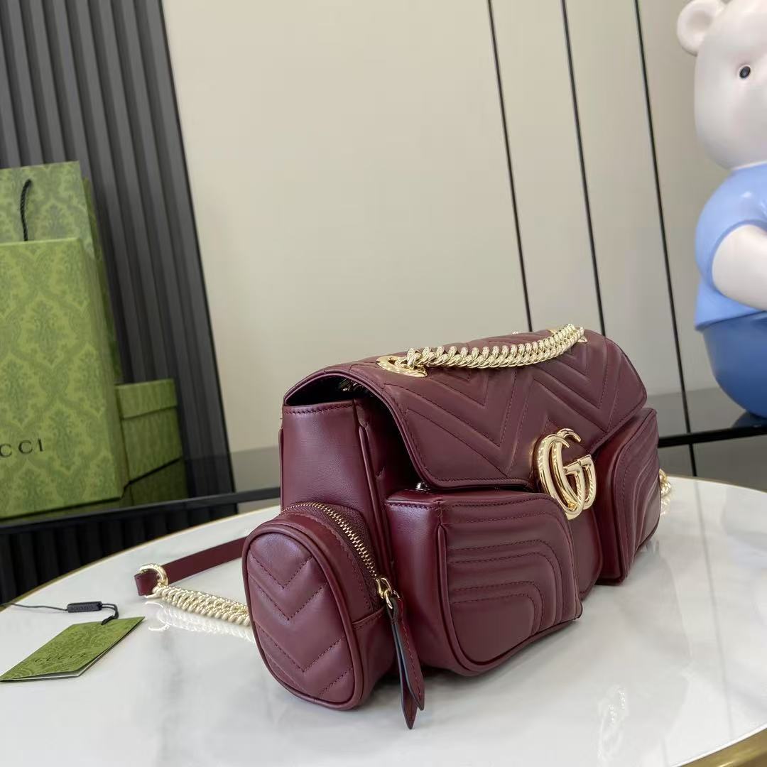 "Fitted with a full set of original green box packaging" [New Product] Marmont series small multi-pocket bags. Model: 795228. Size: 25.5 (W) x 15 (H) x 7 cm (Down) Color: Burgundy/Original leather. Maximum capacity: plus, full zipper, airpods and lip