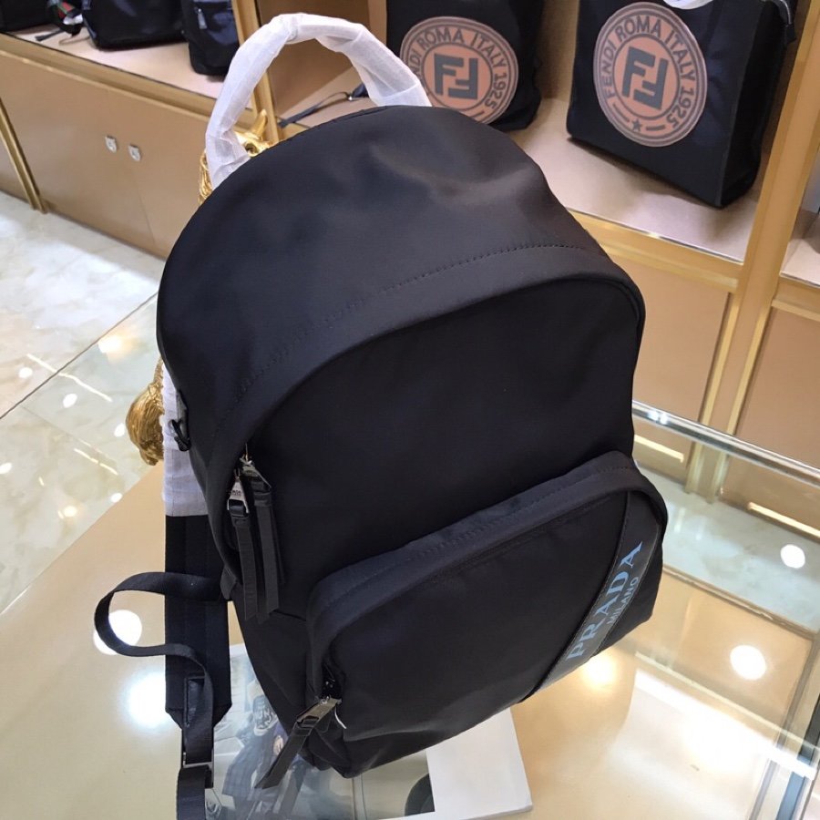 Top Quality Replica Prada Men Printed Saffiano Leather Backpack