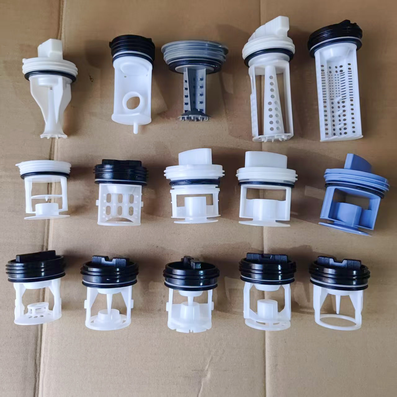 Wholesale Manual Electric Drum Washing Machine Parts for Hotels Including Drain Pump Valve Plastic Cover Laundry Appliance Parts