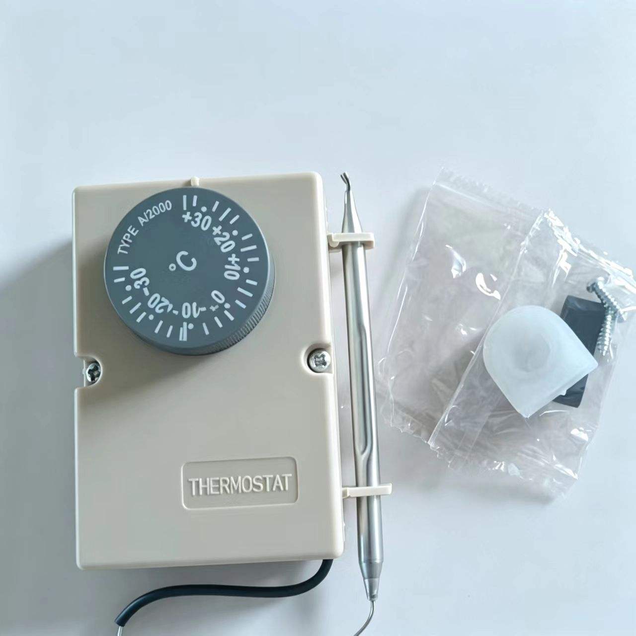A2000 Expansion Thermostat -30℃ to +30℃ Self-reset Temperature Control Switch 220V Refrigeration Thermostat