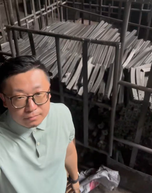 One‑Stop Full‑Category Delivery: BLAZE Ships Combined Barbecue Charcoal & Accessories Order for Southeast‑Asian Retail Importer