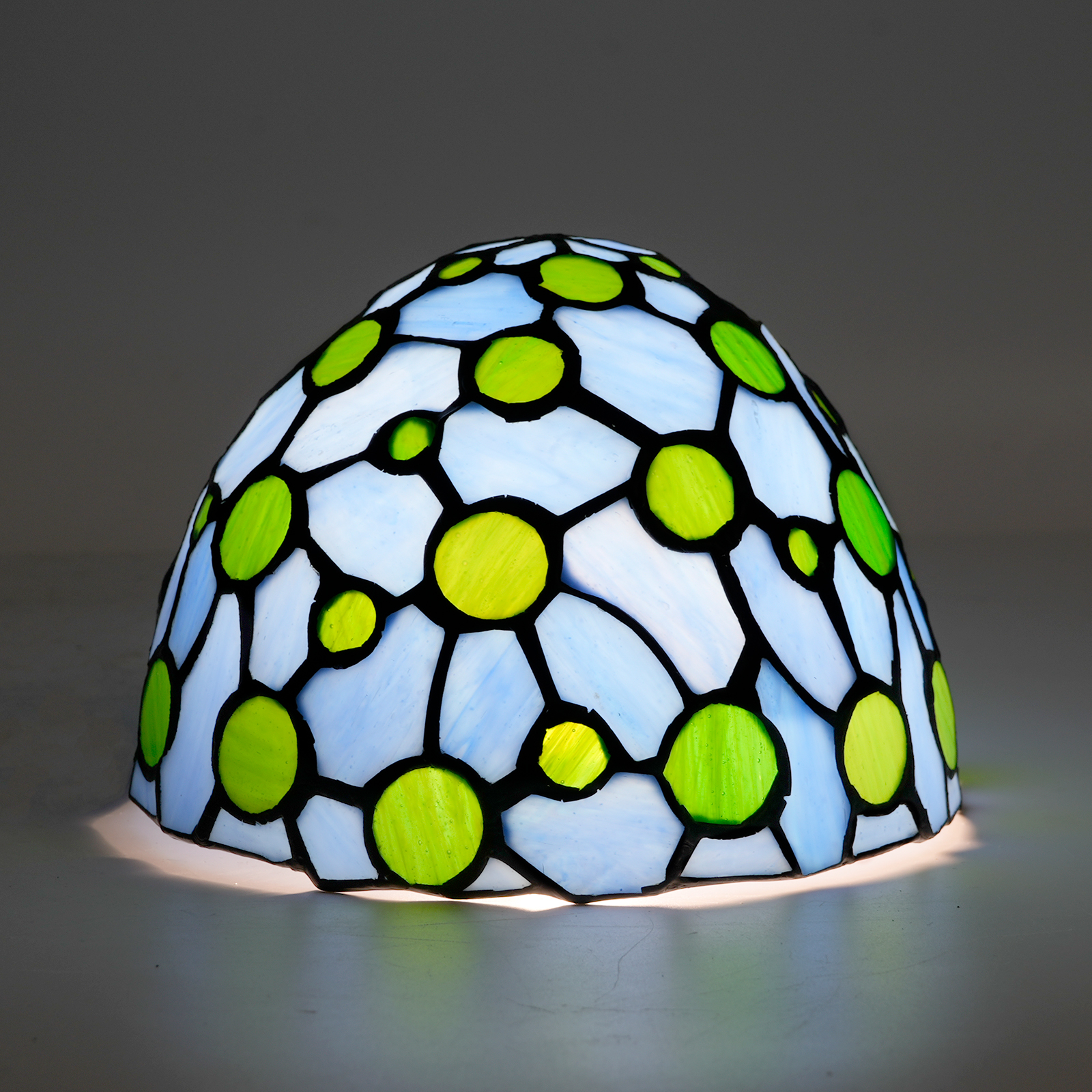 Blivuself Tiffany Lampshade Blue Mushrooms Stained Glass Lampshade Handmade Art Decor Vintage Lampshades for Living room Bedroom Restaurant, FG5025