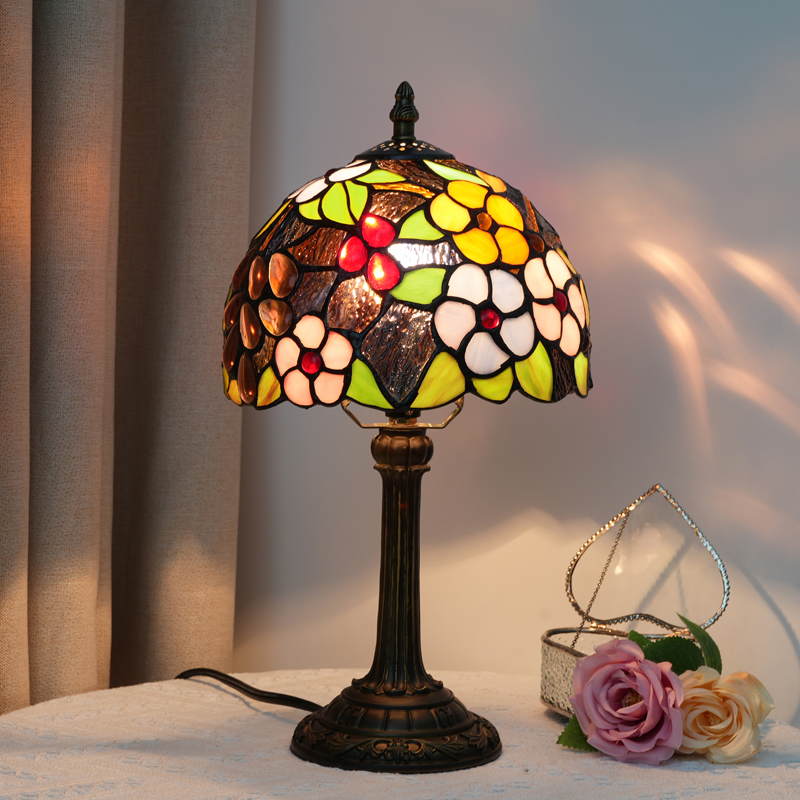 Blivuself Tiffany  Stained Glass Purple 8-Inch Grape Flower  Table Lamp Bedroom Bedside Reading Lamp Office Dorm Bar Vintage Style Decor Unique Lovely Cottage Country Nightstand Lamp 8  Inches Grape Flower Table Lamp OFU962