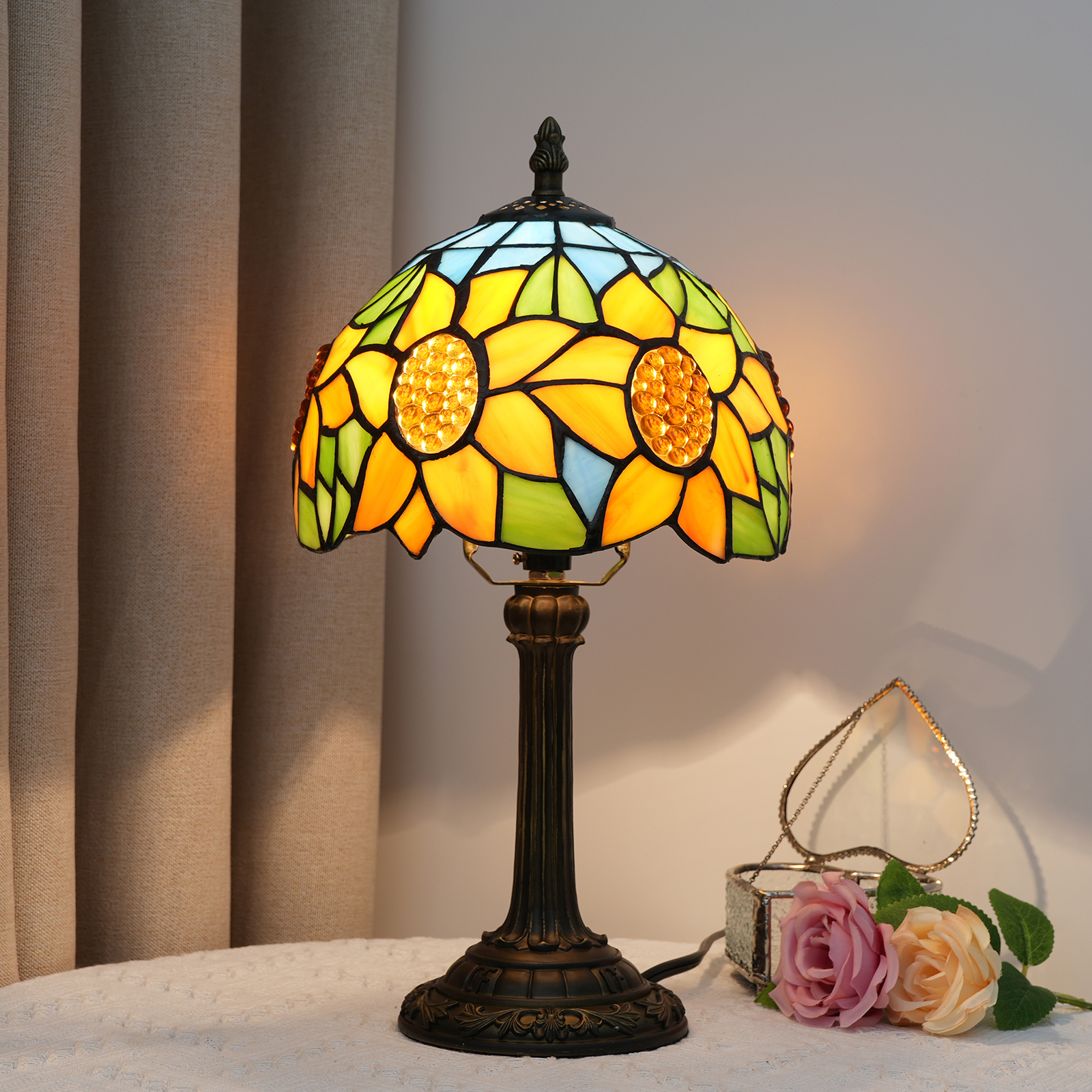 Blivuself Tiffany  Stained Glass Blue Sunflower  Table Lamp Bedroom Bedside Reading  Table Lamp Office Dorm Bar Retro Style Decor Unique Lovely Cottage 8 Inch Country Nightstand Lamp 8  Inches Blue Sunflower Desk Lamp OFU971