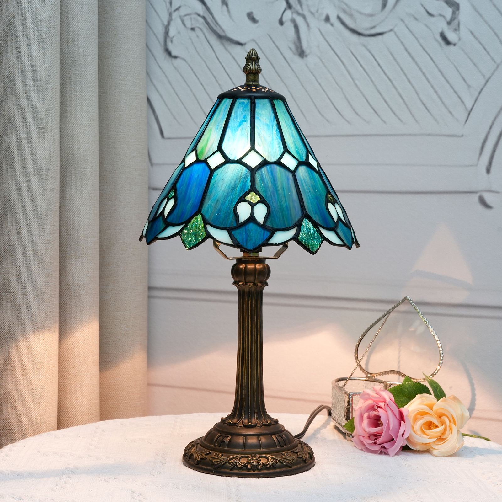 Blivuself Tiffany  Stained Glass Blue Umbrella-Shaped Lamp Table Lamp Bedroom Bedside Reading Lamp Office Dormitory Bar Romantic Retro Style Decor Unique Lovely Cottage 8 Inch Country Nightstand 8 Inch Blue Umbrella Table Lamp OFU1158
