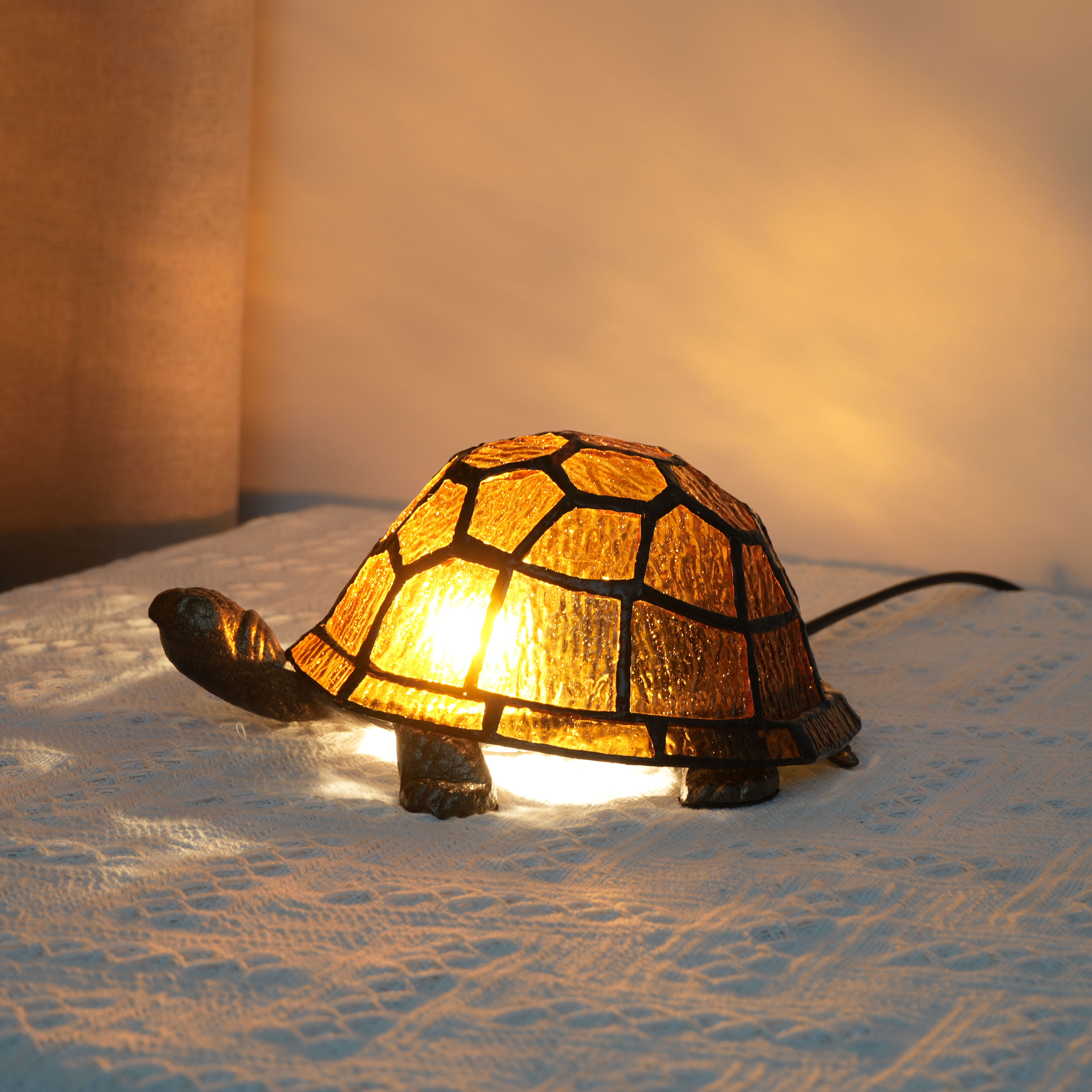 Blivuself Tiffany  Stained glass tawny Water ripple print turtle nightlight Bedroom Bedside Reading light Dormitory bar Warm Vintage style Mini Cute Kids decor Unique Cute Cabin 4" Country nightstand light  OFU1129