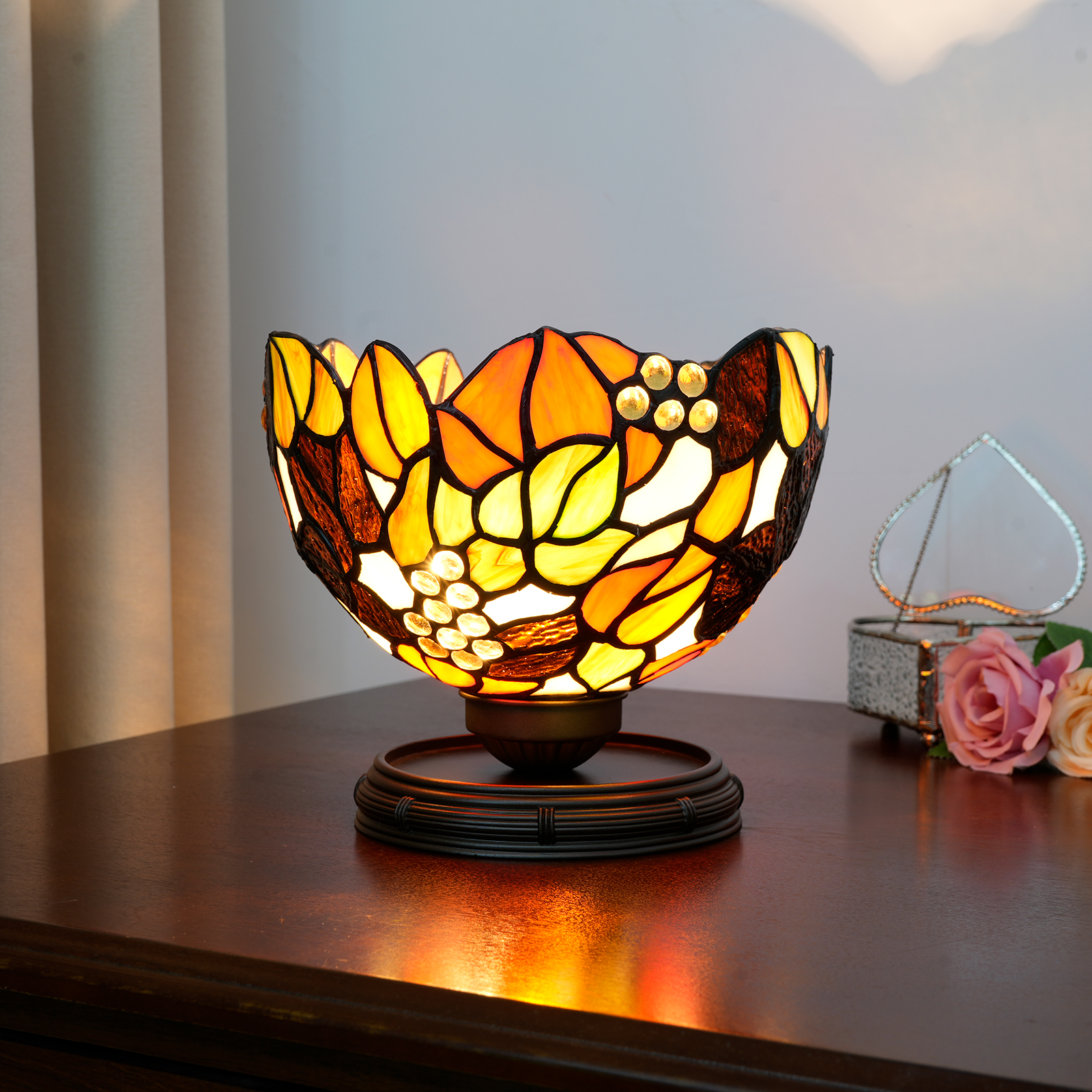 Blivuself Tiffany  Stained Glass Brown Maple Leaf Grape Lamp Bedroom Bedside Reading Lamp Office Dorm Bar Romantic Retro Style Decor Unique Lovely Cottage 8  Inch Country Nightstand Lamp 8 Inch  Maple Leaf Grape Lamp OFU1175