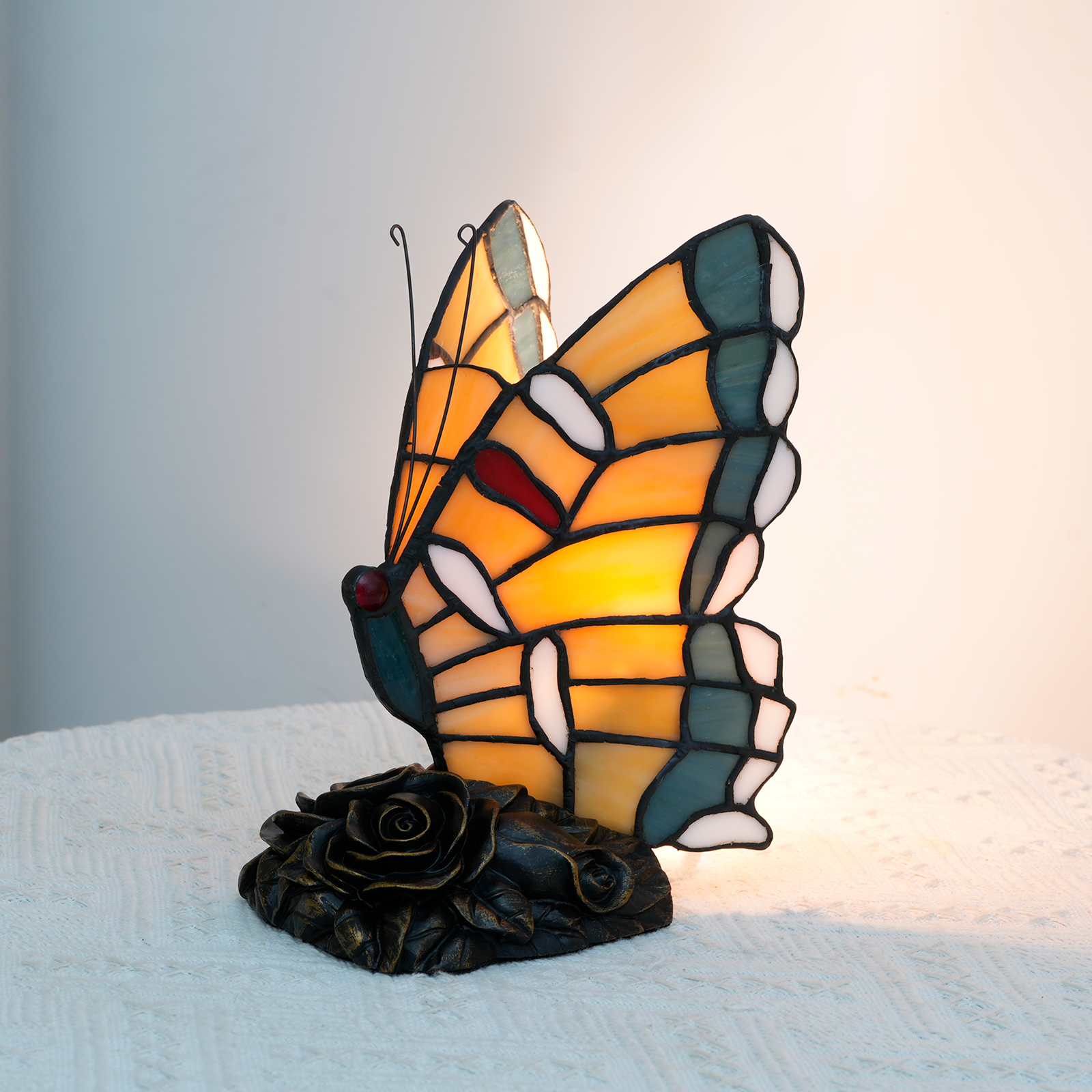 Blivuself Tiffany  Style Yellow Mini Butterfly Nightlight Stained Glass Bedroom Bedside Lamp Or Table Lamp Led Bulb Colorful Vintage Butterfly Decoration Perfect For Giving To Kids, Girls, Families, Holiday Gifts, Etc. Yellow And White Butterfly Table Lamp OFU1183