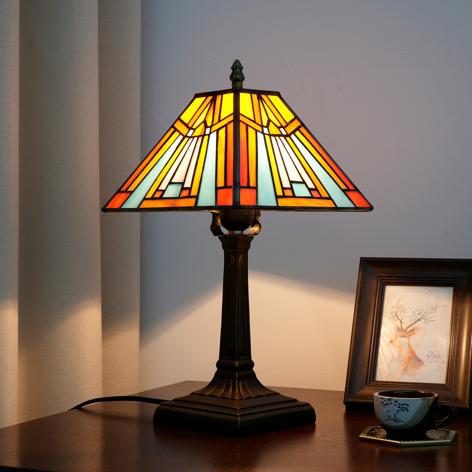 Blivuself Tiffany  Style Stained Glass Desk Lamp 8-Inch Red Desk Lamp For Bedroom Nightstand Study Reading Desk Lamp Kitchen Dormitory Office Cafe Corridor Library Bar Decoration Furniture Decoration European And American Country Countryside Retro Style Unique Lovely Comfortable Life 8-Inch Color Square Desk Lamp OFU1194