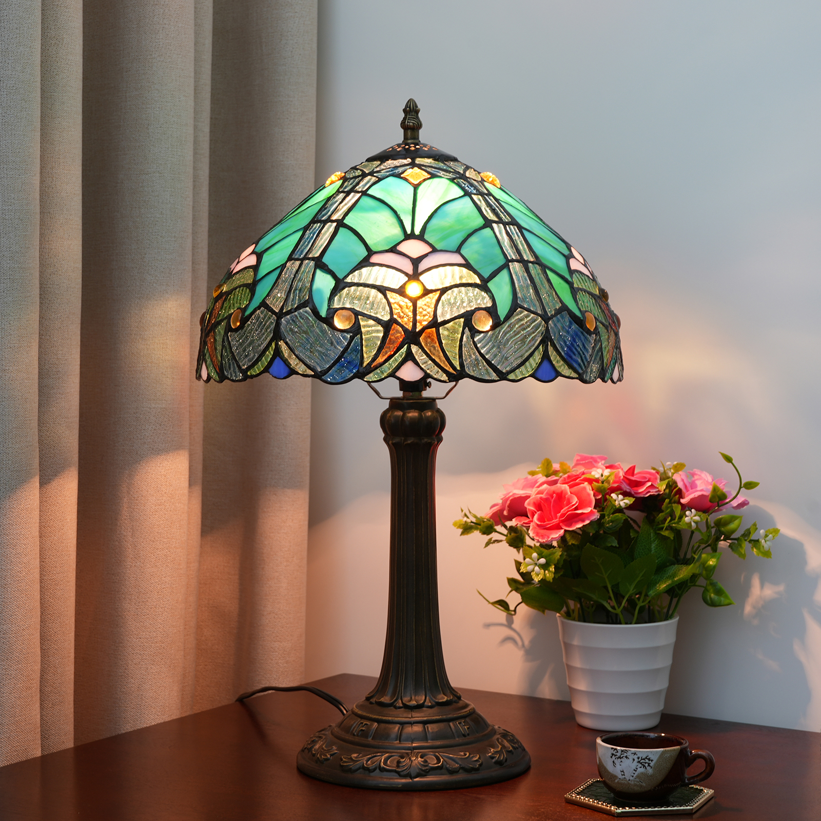 Blivuself Tiffany  Style Stained Glass Lamp Shade European And American Style Retro Style Turquoise Green Lamp Blue Point Watermelon Skin Lamp 12-Inch Lamp Eye Protection Lamp Is Suitable For Decorating Living Room, Study, Bedroom Nightstand, Lamp, Decorative Retro Glass Lamp Shade, Desk, Retro Glass Desk, Kitchen Furniture Decoration Blue Spot Watermelon Skin Lamp OFT1000