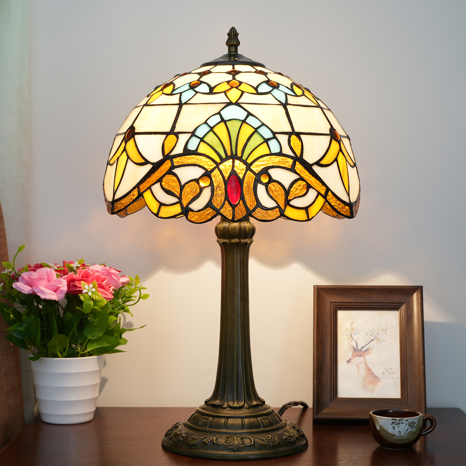 Blivuself Tiffany  Style Stained Glass Lamp Shade European Retro Warm And Comfortable Style Simple Pastoral Style Yellow Baroque 12 Inch Table Lamp Eye Protection Table Lamp Is Suitable For Decorating Living Room, Study, Bedroom Nightstand, Table Lamp, Decorative Retro Glass Lamp Shade, Desk, Retro Glass Desk, Kitchen Furniture Decoration 12 Inch Baroque Lamp OFT1032