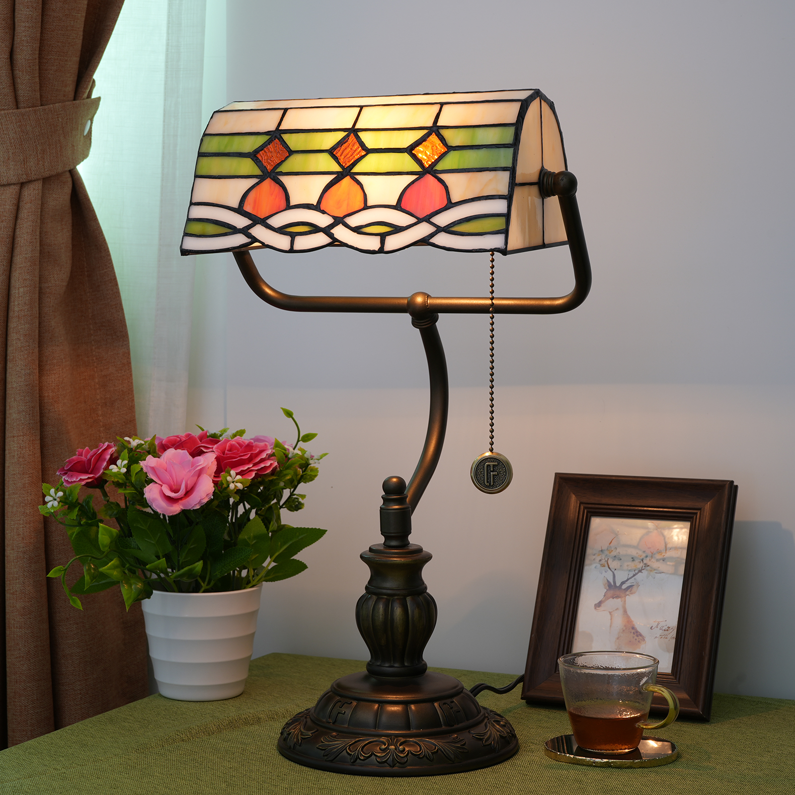 Blivuself Tiffany Style - Bank Lamp Stained glass European, Vintage, Pastoral Orange, Green Bedroom Headboard Study  Zipper switch, adjustable, eye protection reading light  Office desk decor led Kitchen, Living Room Decor Aesthetic Antique Library Desk Work Light Block Bank Light OFY1011