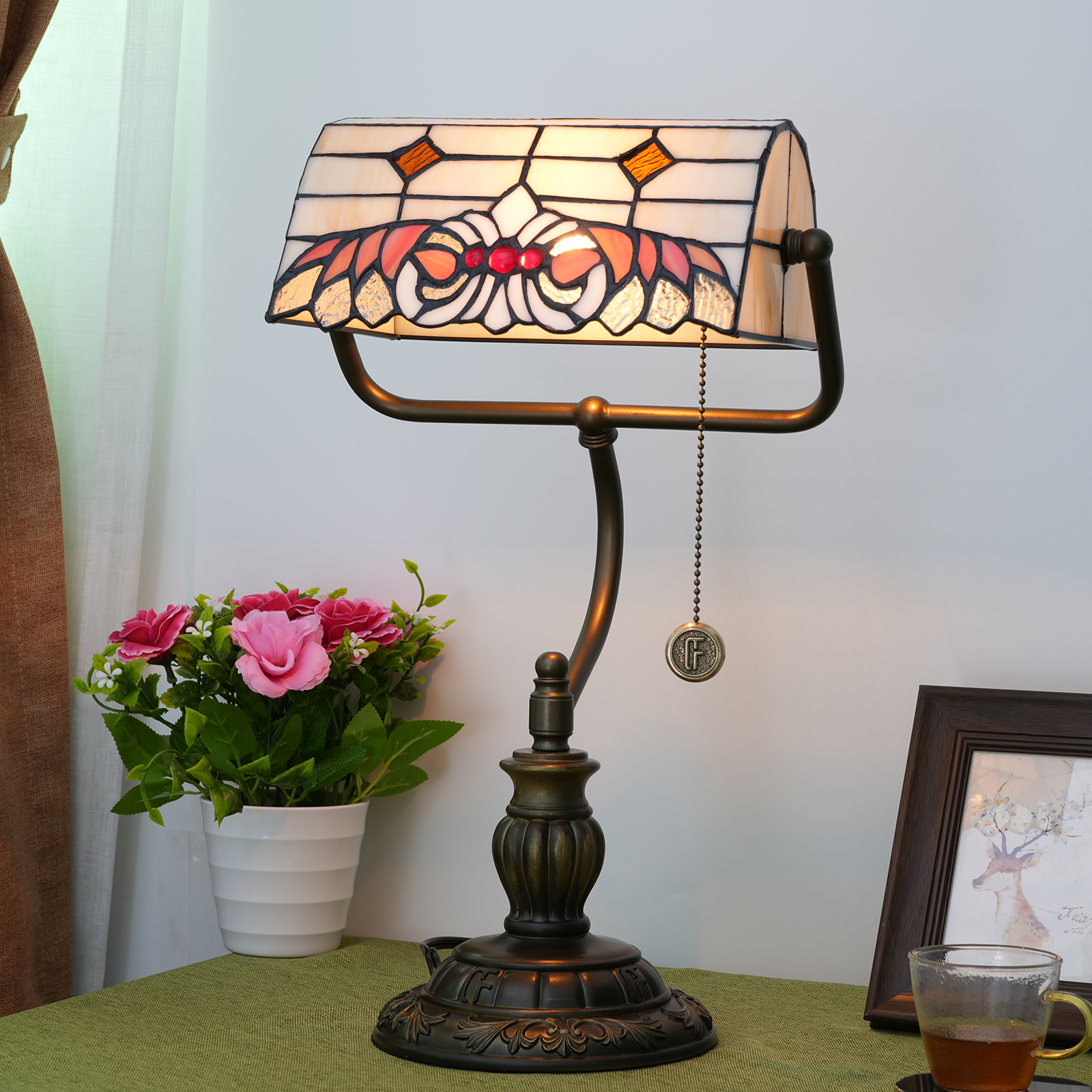 Blivuself Tiffany Style Table Lamp Stained glass European, Vintage, Pastoral Yellow Bedroom headboard Study Zipper switch, adjustable, eye protection reading light Desk decoration led Kitchen, Living Room decoration Aesthetic Antique Library Desk Work Light Baroque Bank light OFY1012
