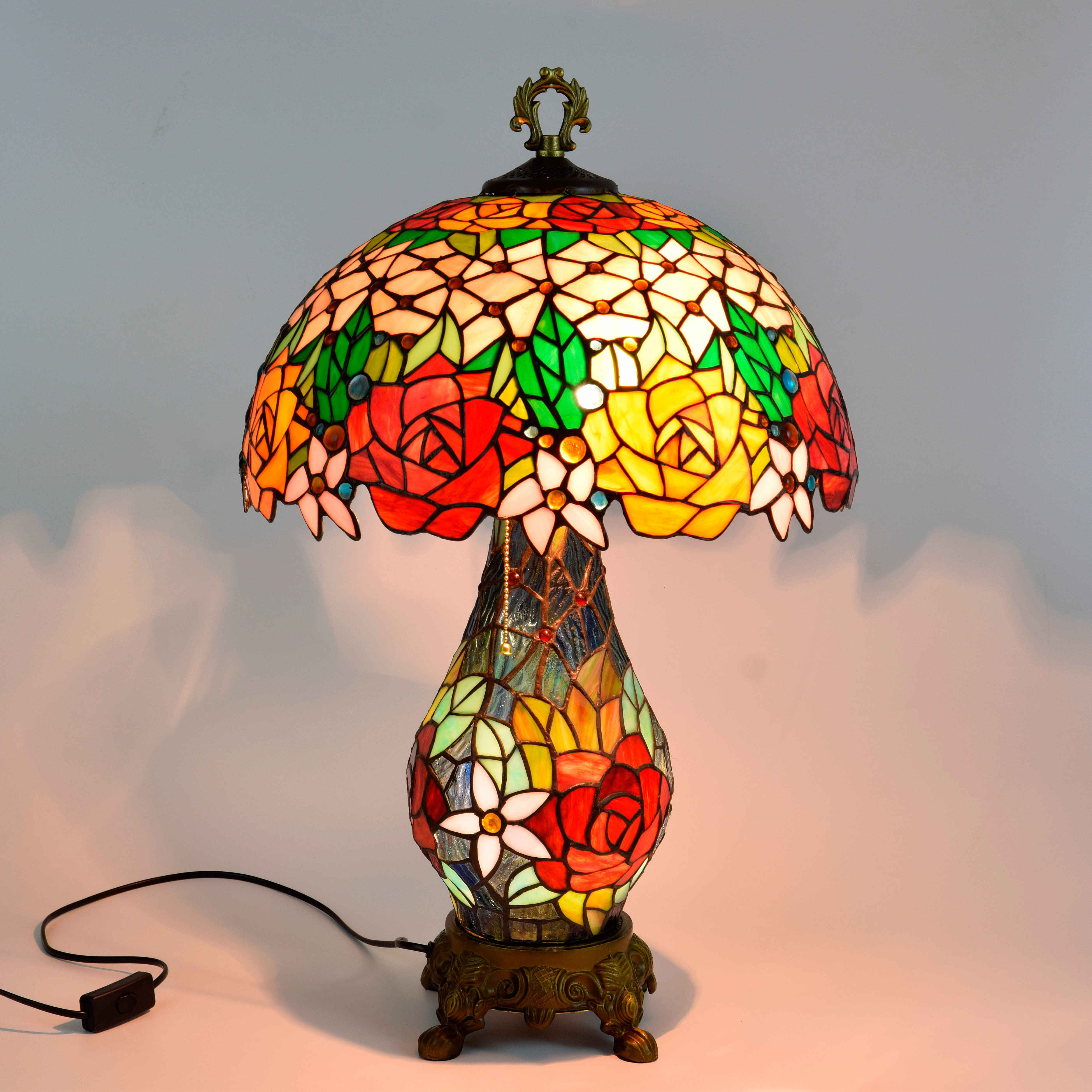 Blivuself Tiffany Stained Glass Red Beige Aluminum Alloy Base European And American Court Vintage Style Rose Garden Style Table Lamp 16 Inches Up Sub-Mother Table Lamp Office Desk Bedroom Corridor Cafe Restaurant Bar Decorative Furniture Decorated 16 Inches Gorgeous Rose Table Lamp OFT948