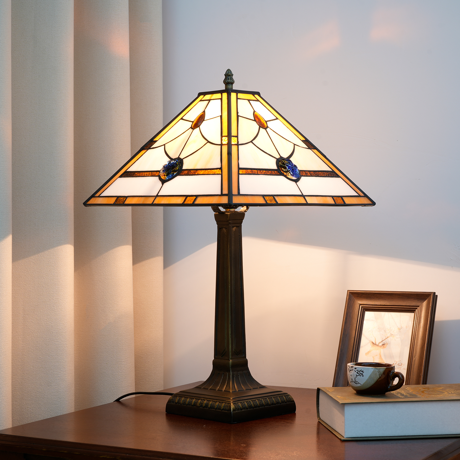 Blivuself Tiffany Stained Glass White Square Base European And American Court Vintage Desk Lamp 16 Inch Office Desk Bedroom Corridor Cafe Restaurant Bar Decorative Furniture Decorated 16 Inch  Rose Square Desk Lamp - Bronze Square Base OFT125