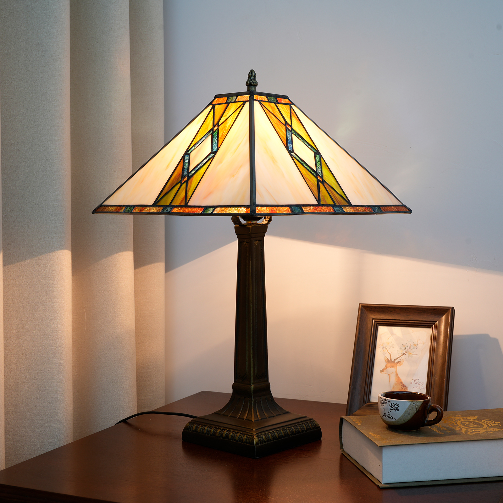 Blivuself Tiffany Stained Glass Green Square Base European And American Court Vintage Desk Lamp 16 Inch Office Desk Bedroom Corridor Cafe Restaurant Bar Decorative Furniture Decorated 16 Inch  Warm Green Square Desk Lamp - Bronze Square Base OFT1255