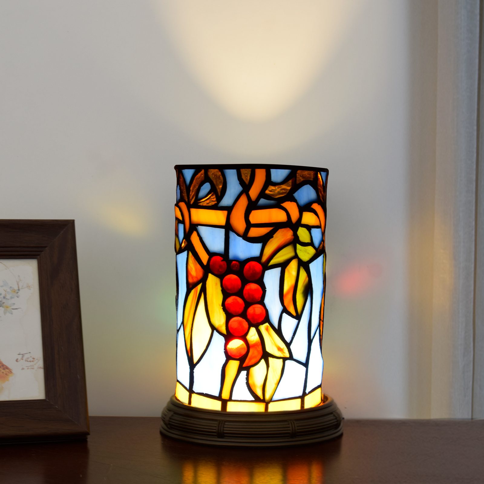 Blivuself Tiffany Style Stained Glass Purple Green Garden Style Bedroom Decor Romantic Warm Vintage Style Nightlight 12cmx12cm Mini Cute Kid Decor Unique 7-Inch Grape Table Lamp OFU1175