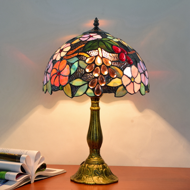 Blivuself  Tiffany Style Stained Glass European And American Vintage Style Purple Grape Garden Design 12-Inch Lotus Logo Base Eye Protection Desk Lamp Suitable For Living Room, Study, Bedroom Nightstand, Desk, Restaurant, Bar And Other Furniture Decoration 12-Inch Grape Flower Desk Lamp OFT825