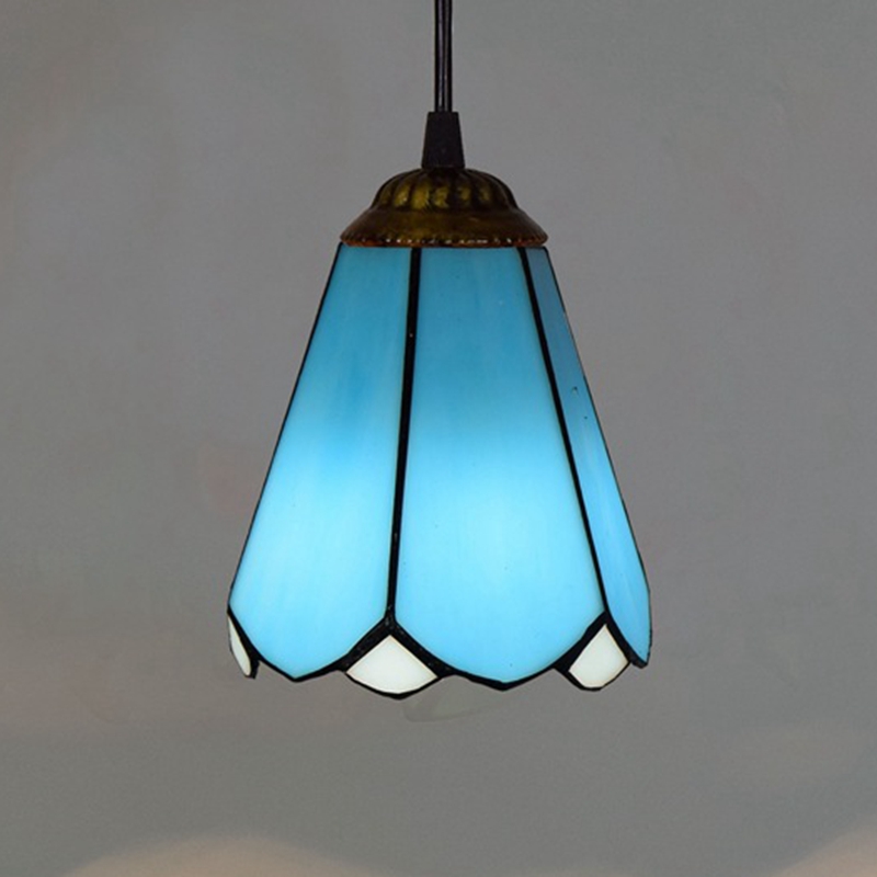 Blivuself  Tiffany Style Stained Glass 6-Inch Blue Chandelier European And American Retro Casual Style Suitable For Living Room, Dining Room, Bedroom, Bar And Other Indoor Home Decoration 6-Inch Blue Chip - Black Line Chandelier OFP1017