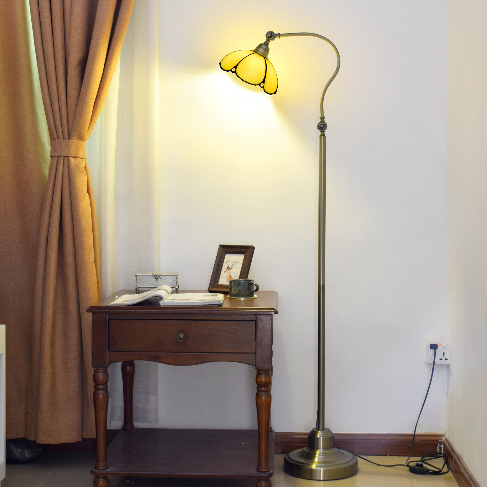 Blivuself Tiffany 8-Inch Warm Yellow Baking Bend Pure Hand-Made Stained Glass Lamp Shade Metal Downward Floor Lamp Vertical Adjustable Led Reading Light Modern Light Luxury Art Home Decoration 8-Inch Simple European Baking Bend - Downward Floor Lamp Suitable For Bedroom Living Room Office Study Corridor Cafe OFCP1025