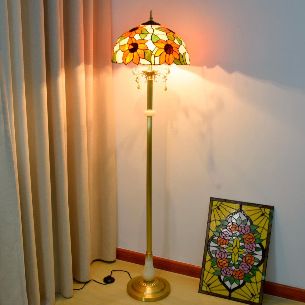 Blivuself Tiffany 16 Inch White Background Orange Sunflower Floor Lamp Handmade Stained Glass Lampshade, Brass Material Base, Traditional Rural Style Home Decoration, Indoor Lighting Is Suitable For Bedroom Living Room Office Study 16 Inch White Background Sunflower Jade Copper Floor Lamp OFCP1019