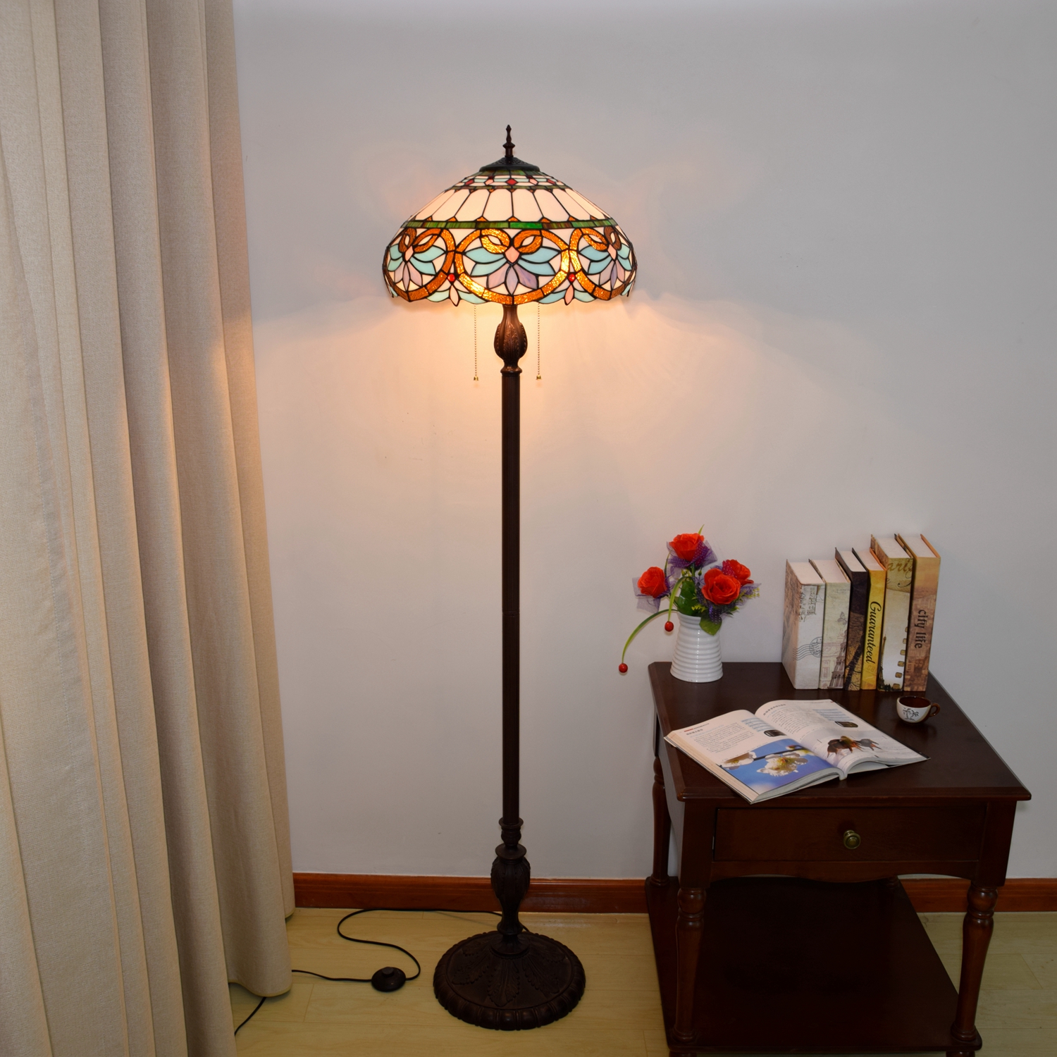 Blivuself Tiffany Floor Lamp European Court Style Design 16 Inches Blue Love Hand-Made Stained Glass Lamp Shade, Indoor Lighting Retro Light Luxury Medieval Classical Art Home Decoration Suitable For Bedroom Living Room Office Study OFCP1009