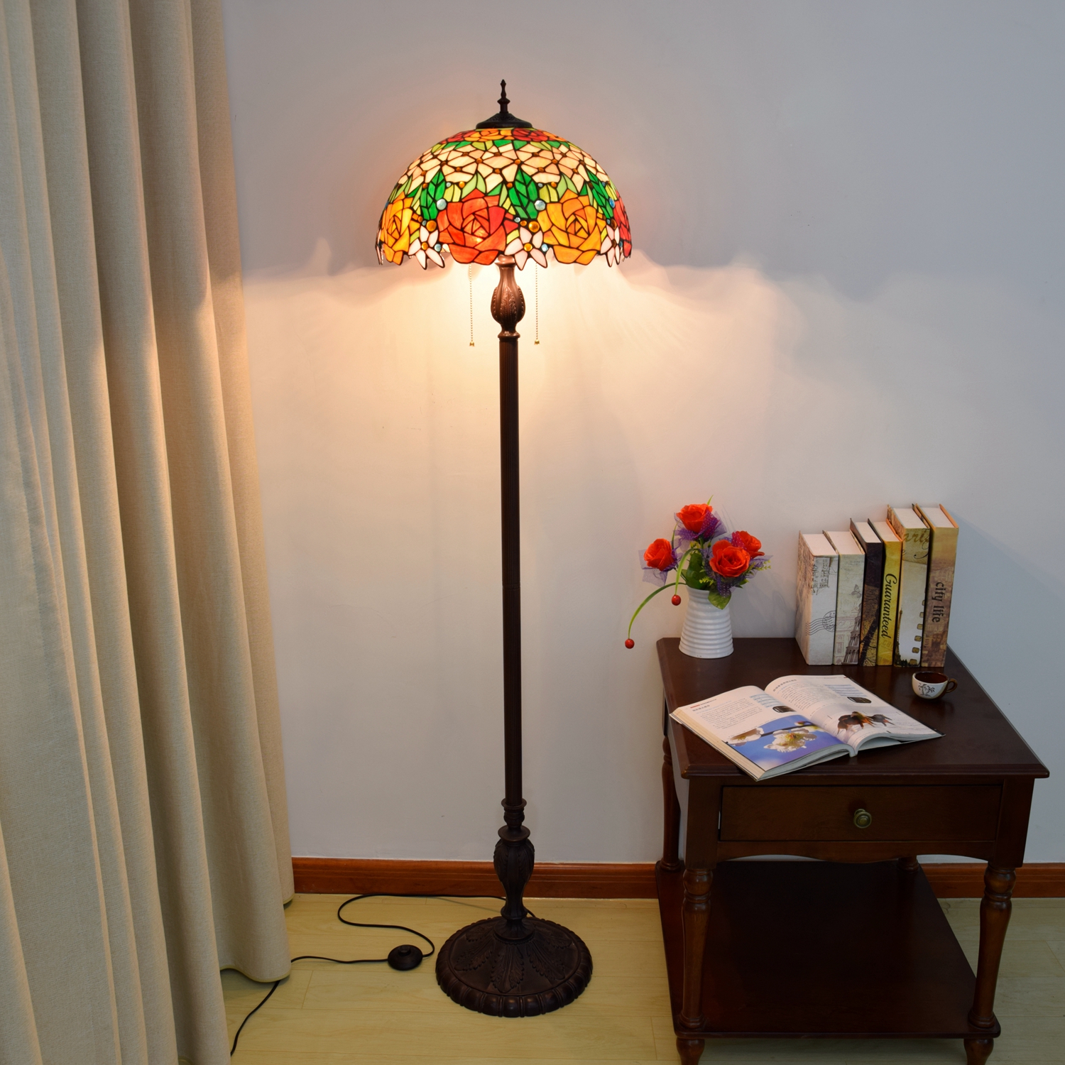 Blivuself Tiffany Floor Lamp Medieval Retro Style Design 16 Inches Beige White Red Orange Two-Color Rose Handmade Stained Glass Lamp Shade, Indoor Lighting Retro Country Classical Art Home Decoration For Bedroom Living Room Office Study, Etc. OFCP1001