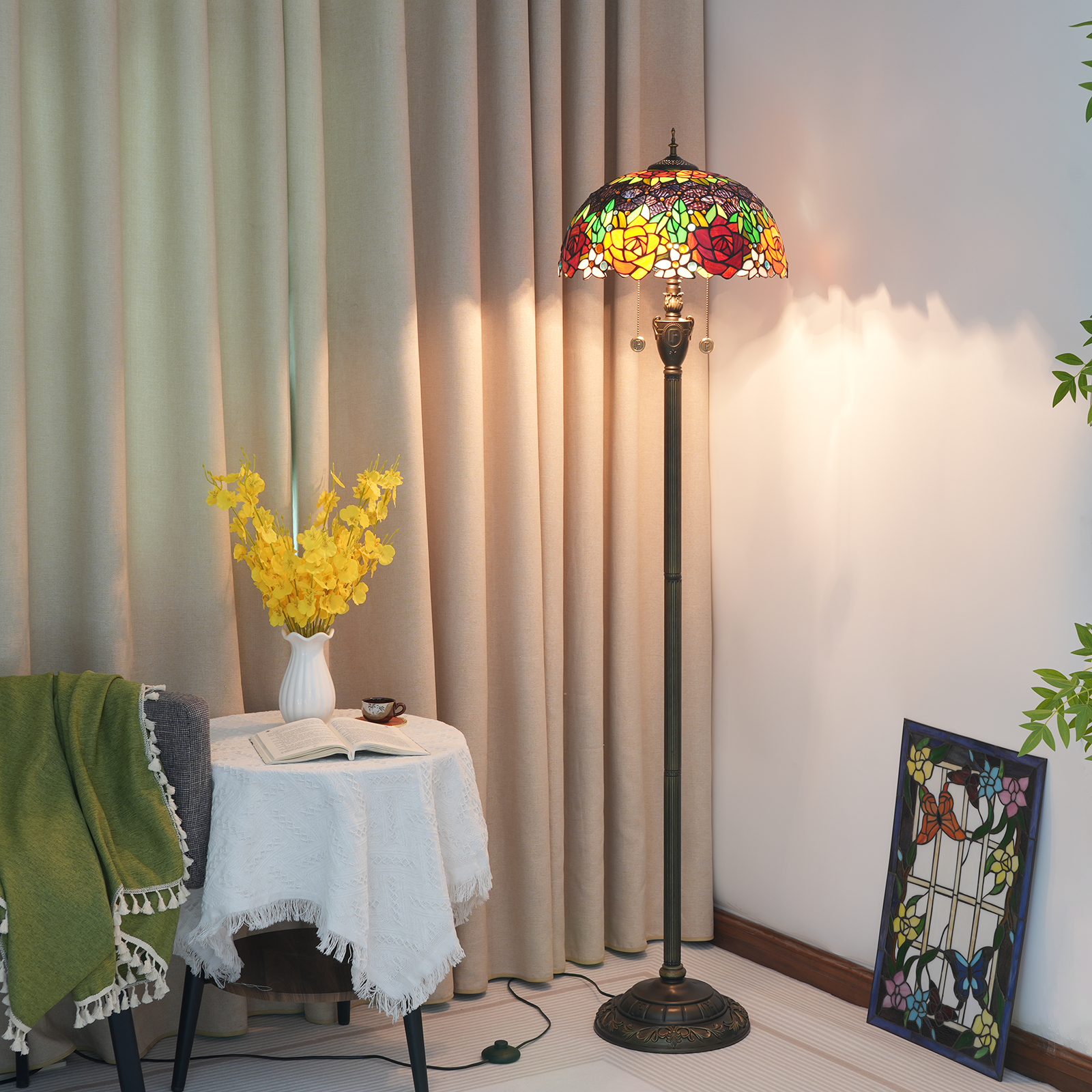 Blivuself Tiffany Floor Lamp Light Luxury Palace Style Design 16 Inches Deep Purple Red Orange Two-Color Rose Handmade Stained Glass Lamp Shade, Indoor Lighting Reading Romantic Traditional European Home Decoration For Bedroom Living Room Office Study, Etc. 16 Inches Black Rose -Of Floor Lamp OFN10