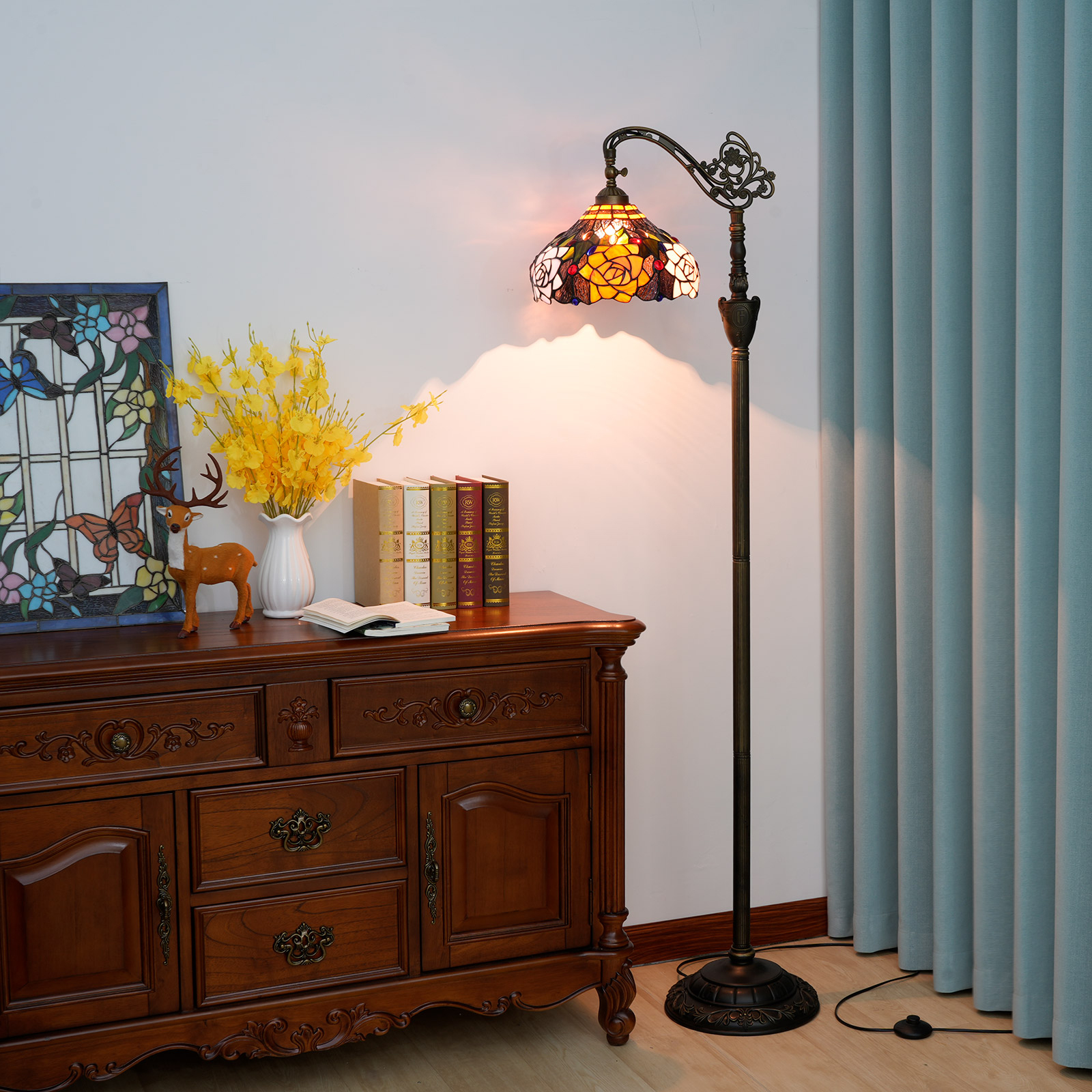 Blivuself Tiffany Floor Lamp Traditional Medieval Style 12 Inches Deep Purple Rose Indoor Lighting Soft Arch Goosenneck Adjustable Angle Reading Lamp Light Luxury Style Home Decoration, Hand-Made Colored Glass Lamp Shade Suitable For Bedroom Living Room Office Study, 12 Inches Black Rose-Of Downward Floor Lamp OFX004