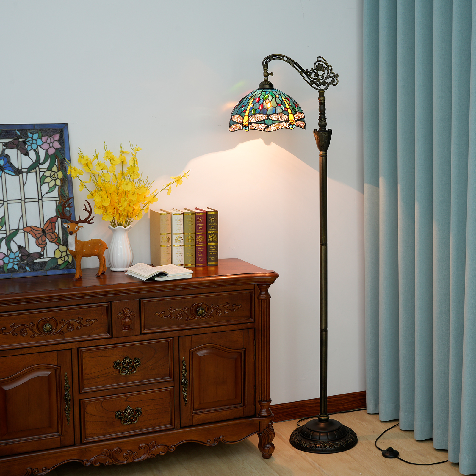 Blivuself Tiffany Floor Lamp Retro Country Style 12-Inch Blue Background Yellow Dragonfly Floor Lamp Indoor Lighting Soft Arch Goosenneck Adjustable Angle Reading Lamp European Vintage Style Home Decoration, Hand-Made Stained Glass Lamp Shade Suitable For Bedroom Living Room Office Study, 12-Inch Blue Green Dragonfly -Of Down-Facing Floor Lamp OFX009