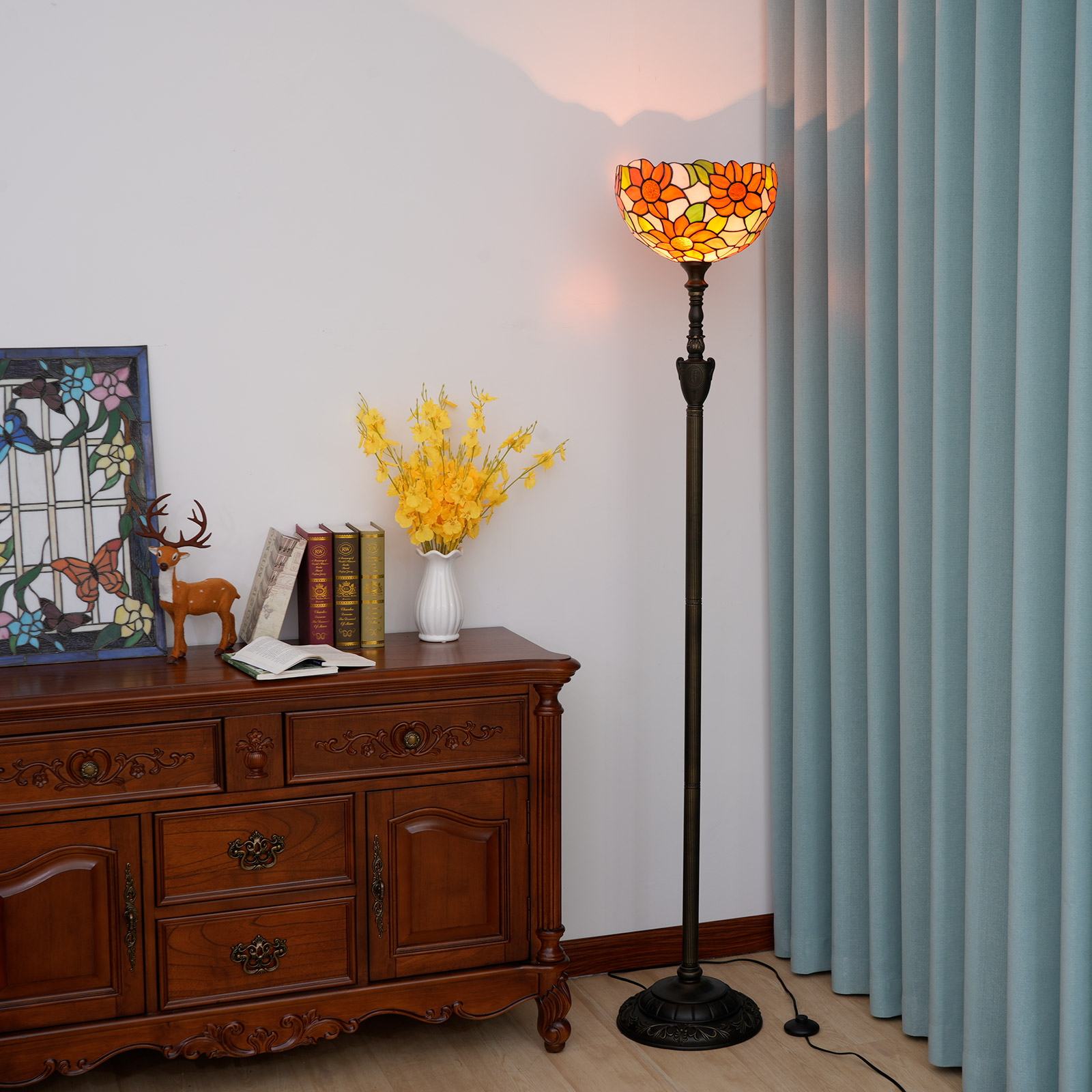 Blivuself Tiffany Floor Lamp Traditional Medieval Style 12 Inches White Orange Sunflower Hand-Made Colored Glass Lamp Shade, Vertical Pole Type Upward Floor Lamp, Indoor Lighting Retro Pastoral Style To Create Home Decoration Suitable For Bedroom Living Room Office Study, 12 Inches White Sunflower -Of Upward Floor Lamp OFXS016