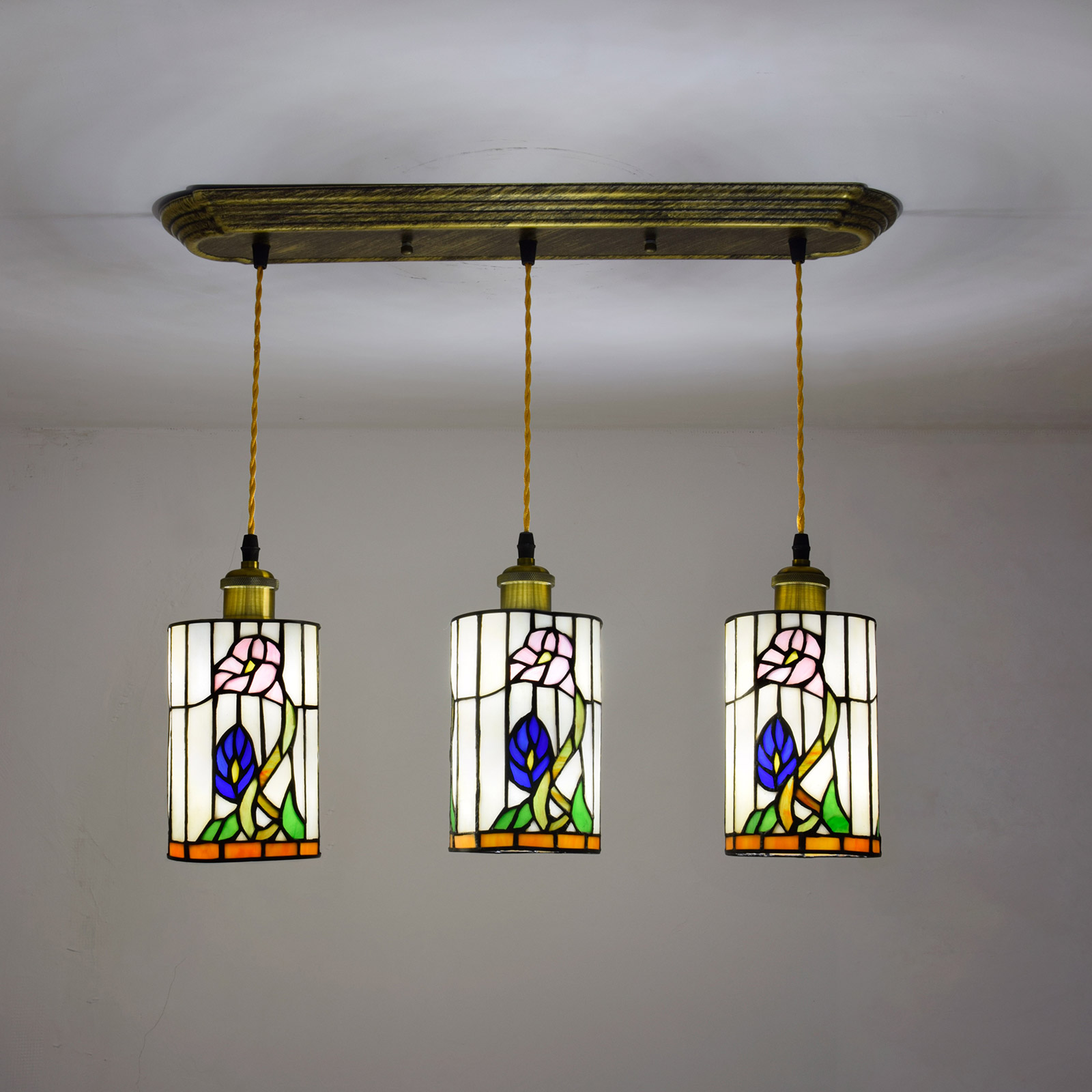 Blivuself Tiffany Chandelier Retro Pastoral Style Pink Morning Glory Downlight Hand-Made Colored Glass Lamp Shade, Straight Board Triple Chandelier, Suitable For Bedroom Living Room Study, Indoor Lighting Medieval Style Home Decoration, Morning Glory Downlight - Straight Triple Chandelier OFD2015