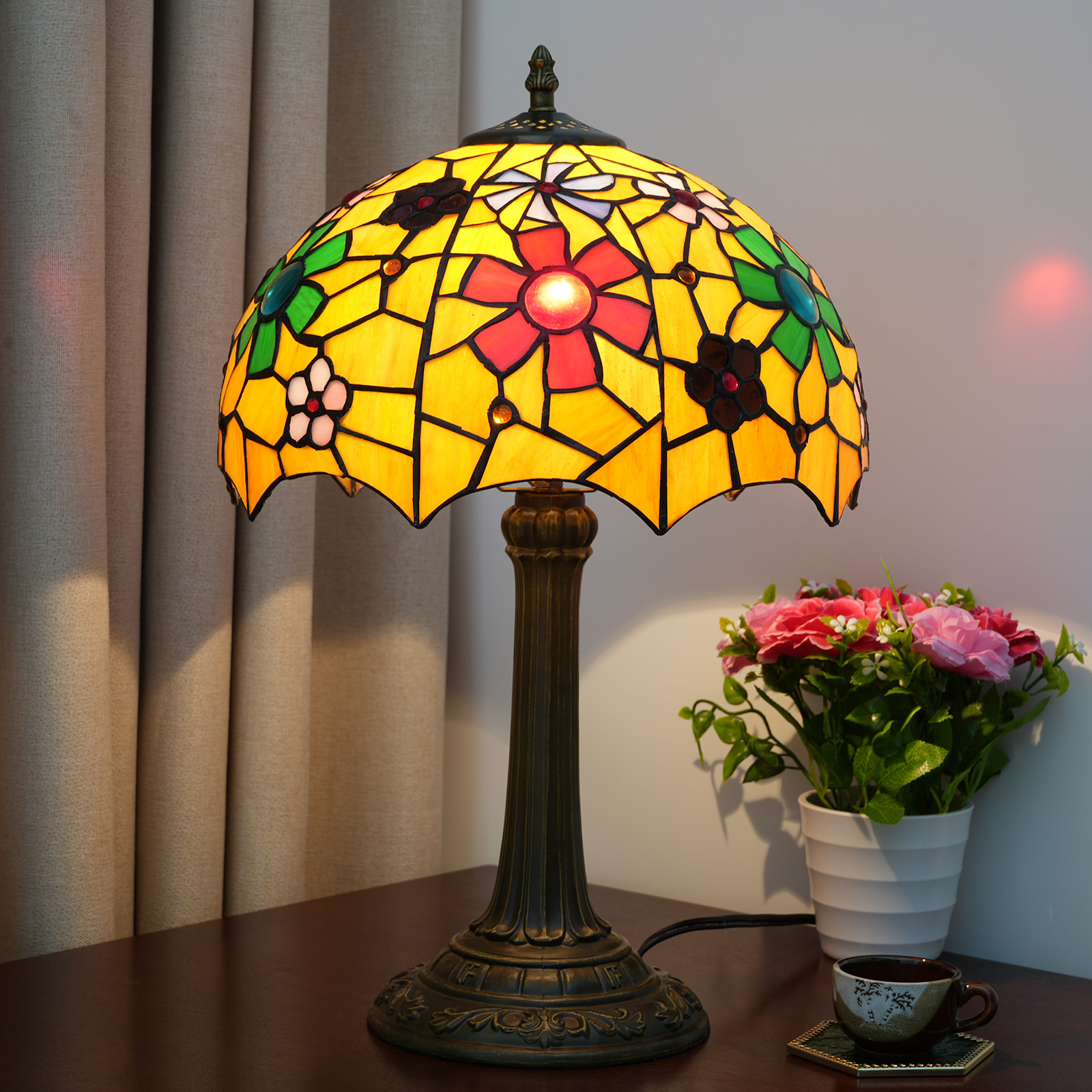 Blivuself Tiffany Desk Lamp Vintage Country Style 12-Inch Yellow Background Colorful Flowers Handmade Stained Glass Lamp Shade, Suitable For Bedroom Living Room Study Dining Room, Classical Art Style Interior Lighting Home Decoration, 12-Inch Yellow Background Flowers -Of Bronze Desk Lamp OFT960
