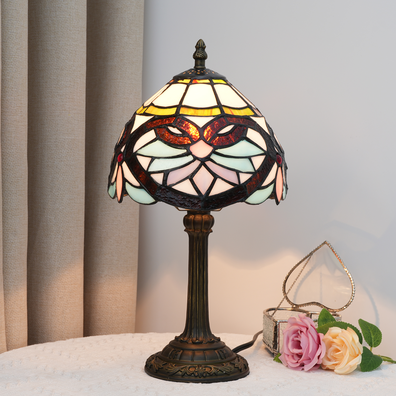 Blivuself Tiffany Lamp Light Luxury Style 8 Inch Lamp Blue Love Handmade Stained Glass Lamp Shade, Suitable For Bedroom Living Room Study Dining Room, European Vintage Style Home Decoration 8 Inch Blue Love -Of Bronze Lamp OFU967