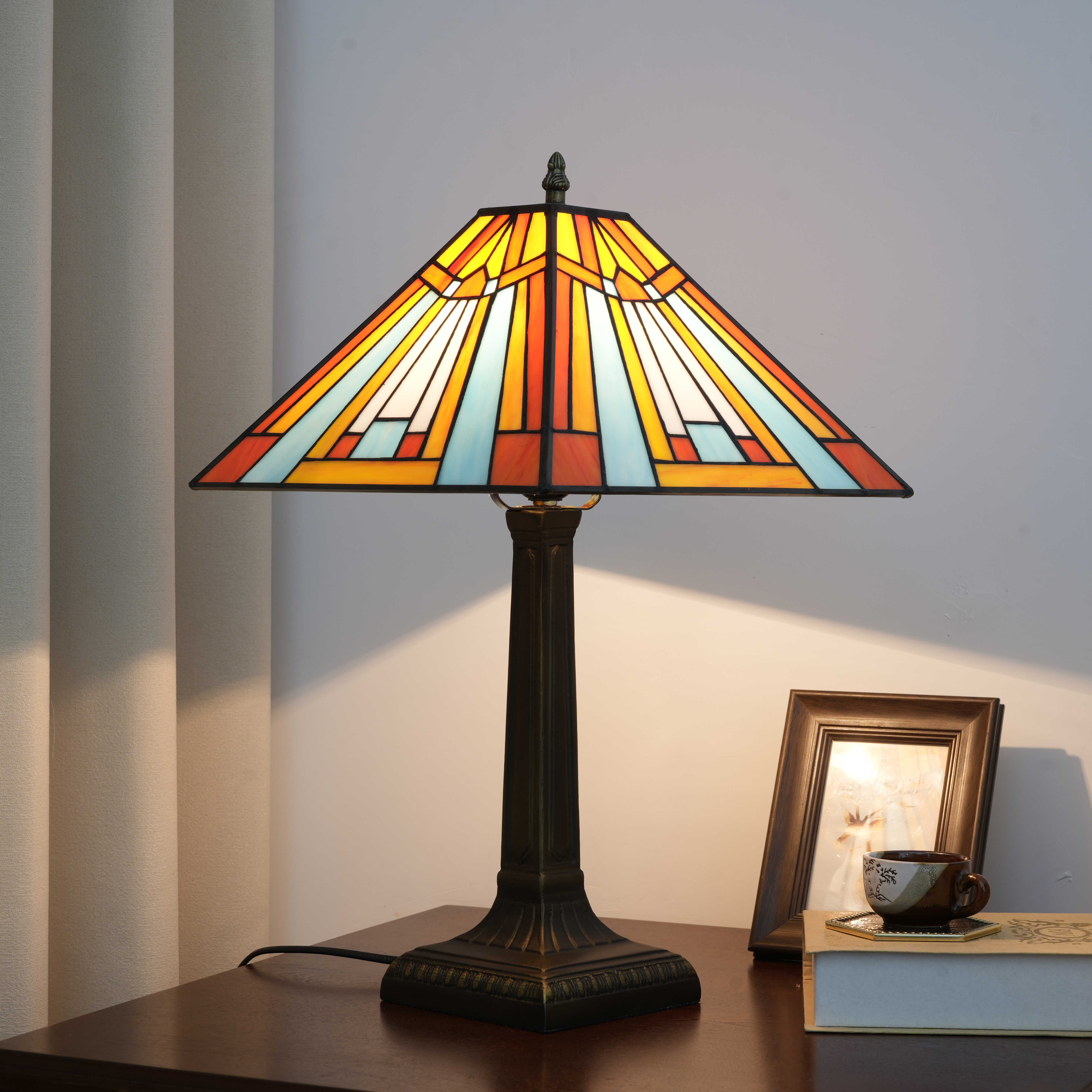 Blivuself Tiffany Desk Lamp Medieval Style 16 Inches Red Line Square Hand Stained  Glass Lamp Shade, European Vintage Style Indoor Lighting Eye Protection Reading Lamp, Suitable For Bedroom Dining Room Office, 16 Inches Color Square Desk Lamp OFT1264