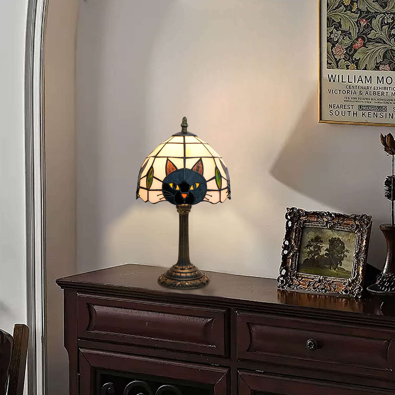 Blivuself The Tiffany Style Black Cat Table Lamp Brings Retro Cuteness Into Life. The Handcrafted 8-Inch Stained Glass Lampshade Is Suitable For Home Decoration Art Such As Dormitories, Bedrooms And Desks（OFU1244）