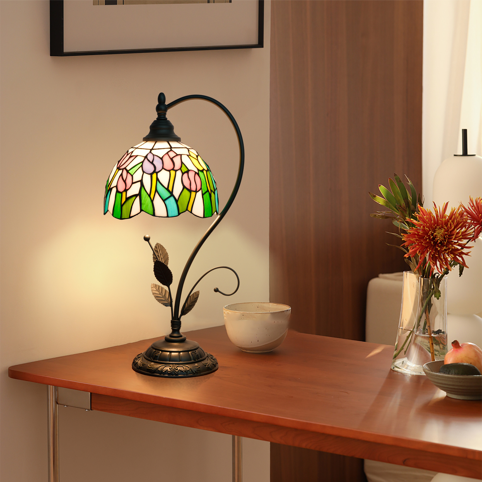 Blivuself Tiffany Lamp 8 Inch Garden Tulip Stained Glass Table Lamp Vintage Hand Warm Color Reading Table Lamp Suitable For Bedroom Living Room Bedside Office Study Classical Art Home Decoration（OFU1296）