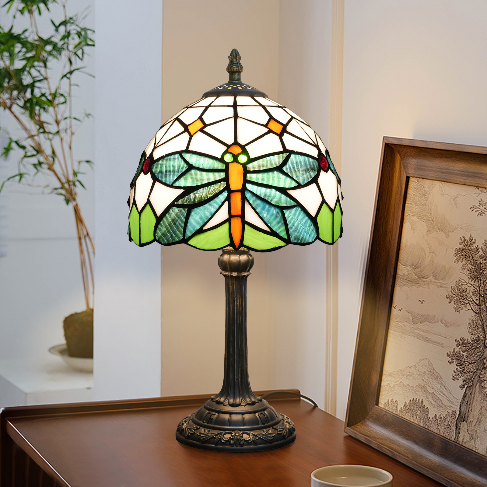 Blivuself  Tiffany Table Lamp 8 Inch Stained Glass Table Lamp Warm Color Reading Lamp Green White Dragonfly Tiffany Retro Style Classical Art Home Decoration Art Suitable For Bedrooms Dormitory Dining Room And So On（OFU1303）