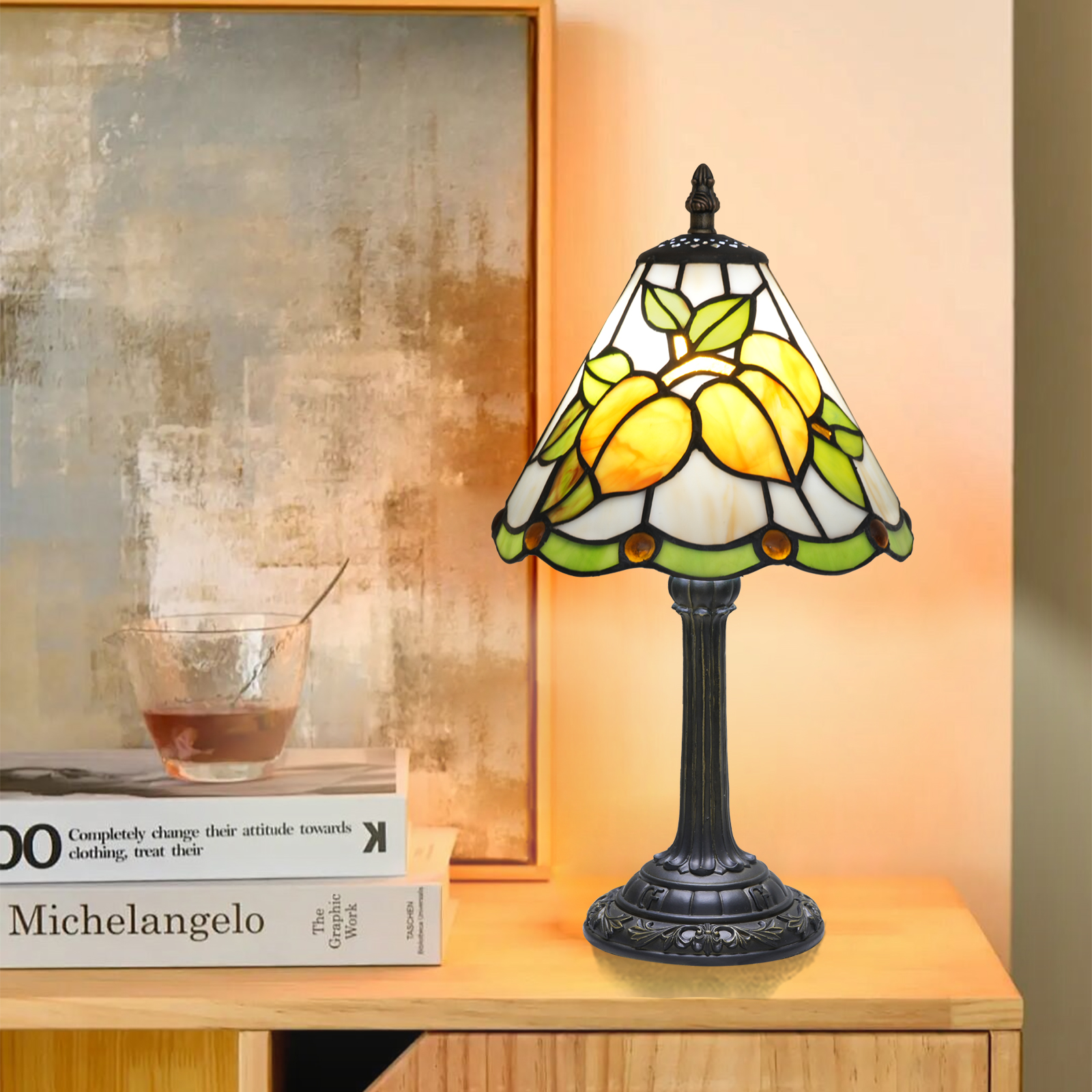 Blivuself Tiffany Table Lamp 8 Inch Stained Glass Lamp Classic Art Style Yellow Apricot Warm Color Lighting Eye Protection Reading Lamp Suitable For Study Bedroom Dining Room Office Tiffany Retro Style Home Decoration（OFU1321）