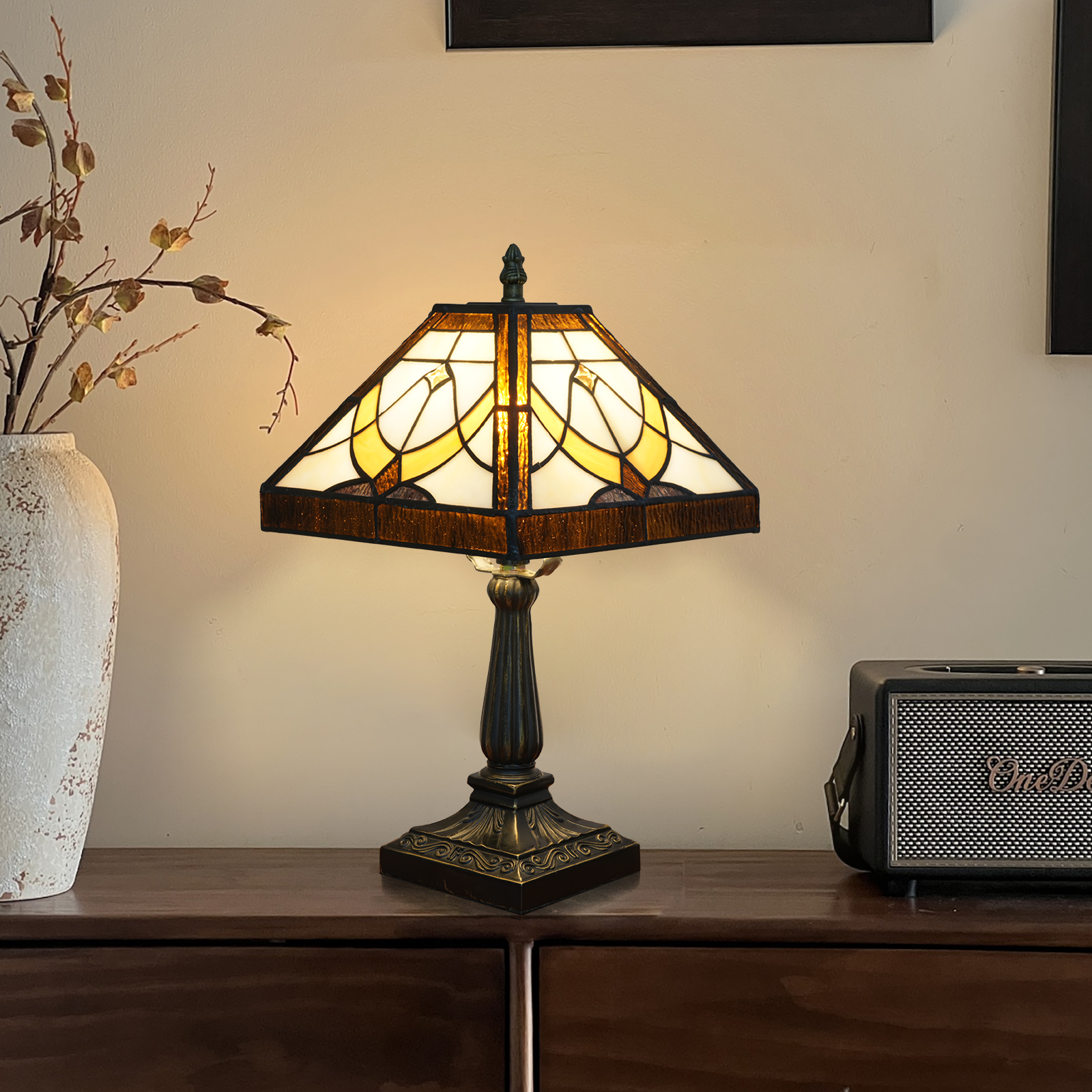 Blivuself Tiffany Table Lamp Tea-Colored Square Stained Glass Lamp Warm Light Warm Atmosphere Bedside Lamp Suitable For Bedroom Dormitory Dining Room And Other Tiffany Style Retro Home Decoration (8 Inches, Ofu1337)