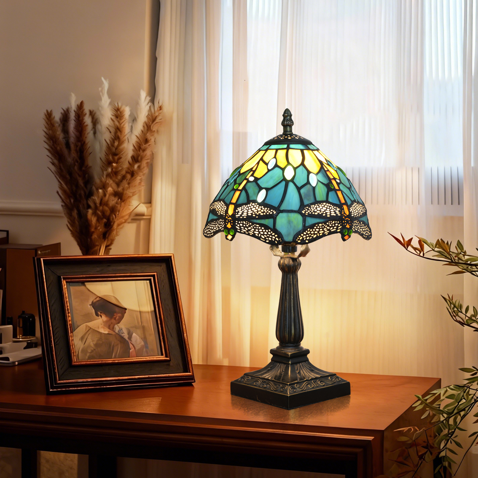 欧琈复古装饰艺术蜻蜓台灯，8寸手工彩色玻璃灯罩古董饰面床头灯适合卧室-在卧室营造舒适温馨的氛围<OFU1402>