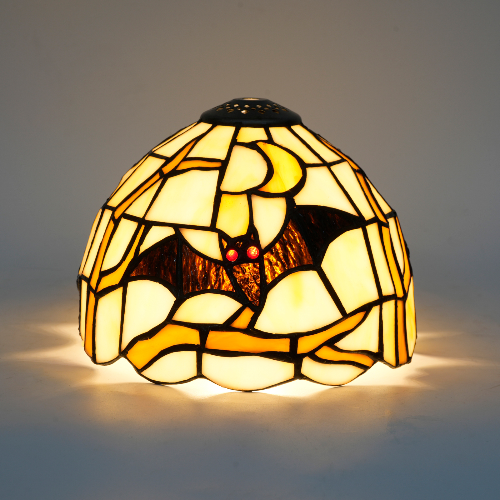 Blivuself Vintage Tiffany Style 8 Inch Small Hole Bat & Moon Lamp Shade, Handcrafted Stained Glass Replacement Shade, Gothic Halloween Pattern Light Cover with Black Bat and Orange Moon, Fits Standard Lamp Bases with 1cm Fitter Hole DZ08098X