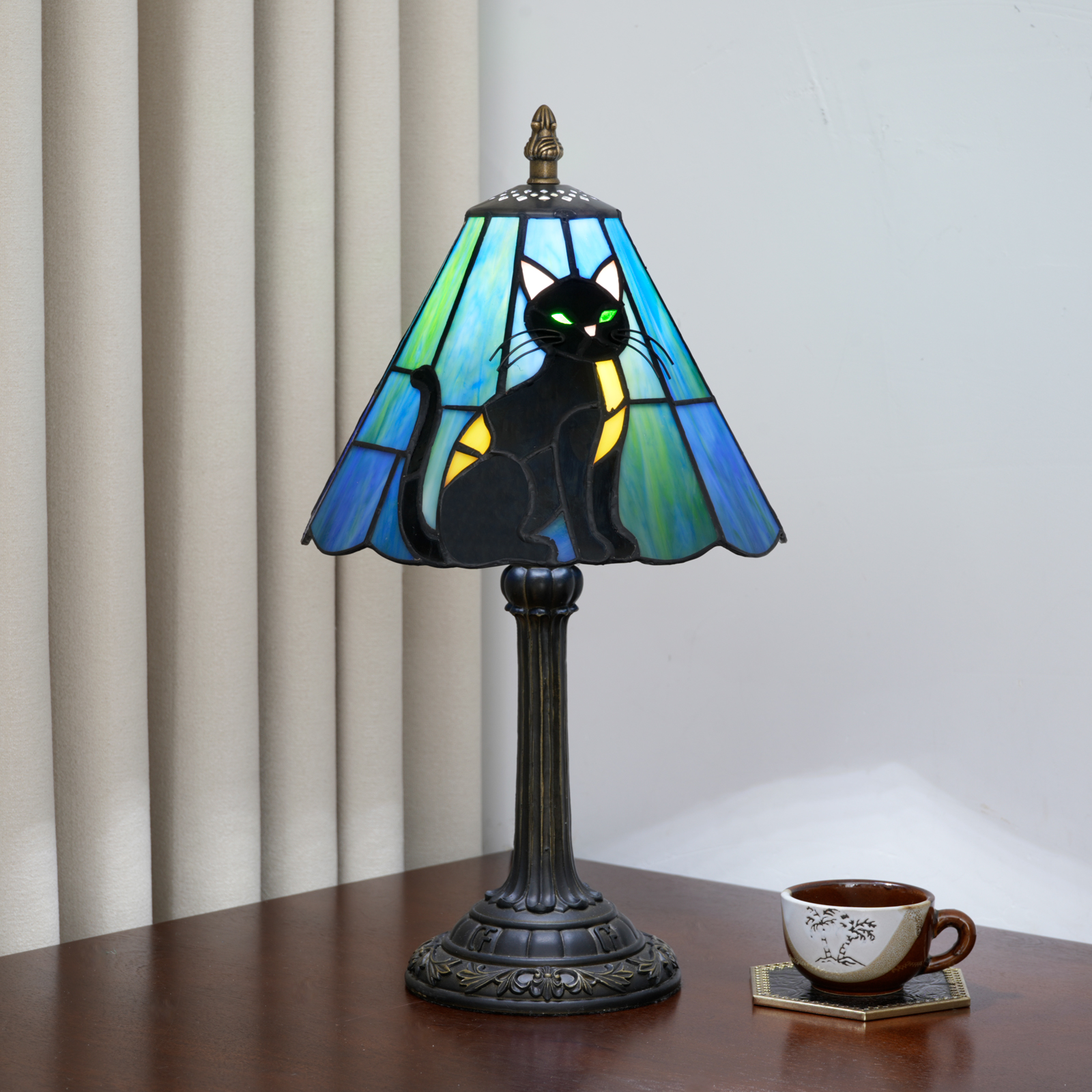 Blivuself 8 Inch Tiffany Style Black Cat Stained Glass Table Lamp, Small Whimsical Blue Night Light Desk Lamp with Black Cat Motif, Antique Bronze Resin Base, for Living Room, Bedroom, Office, Nightstand & Cat Lover Home Decor OFU1446