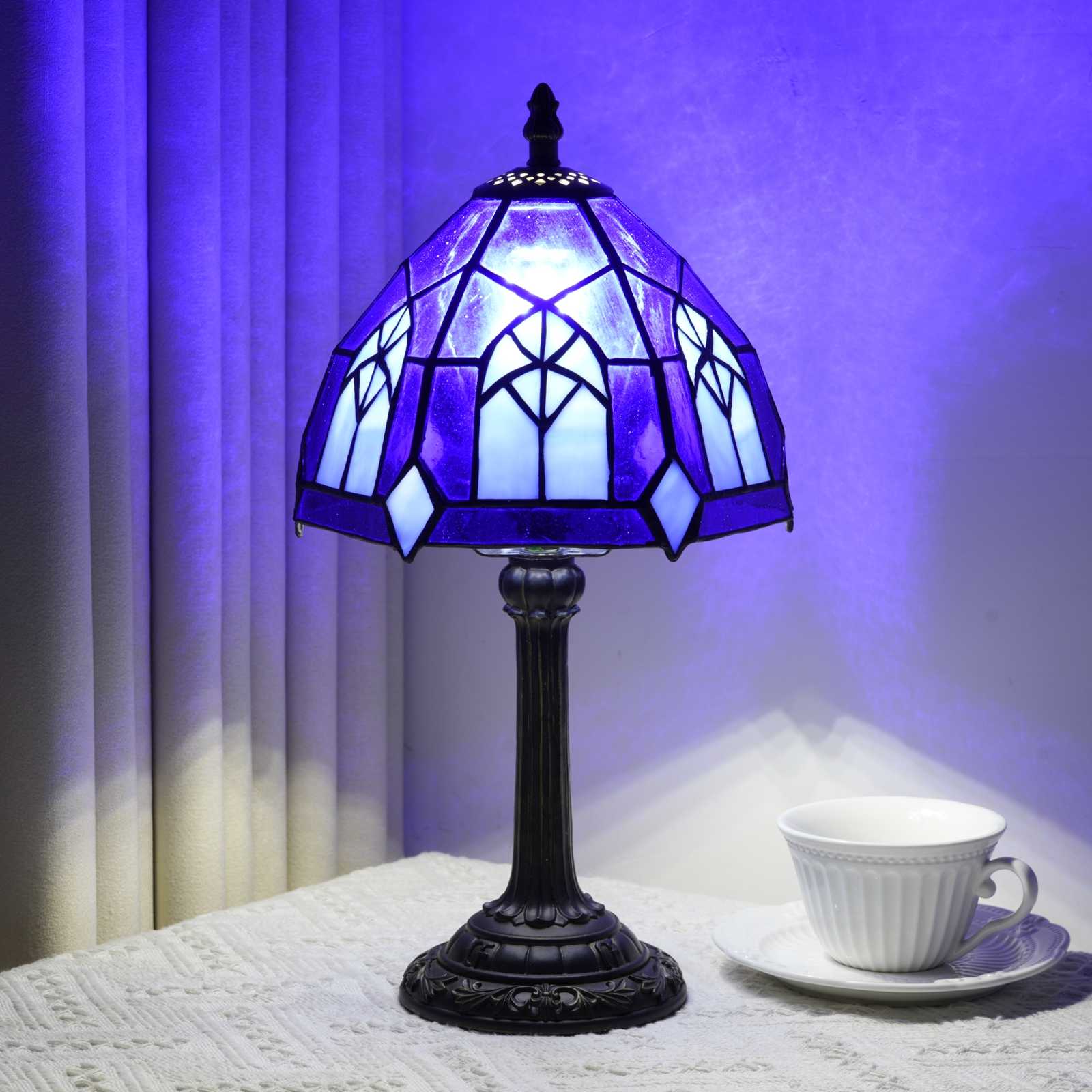 Blivuself Tiffany Style Handmade Creative Stained Glass Table Lamp Blue Gothic Adapted To The Bedroom Dormitory Dining Room And Other Traditional Retro Style Bedside Lamp Home Decoration Classical Art Process OFU1382