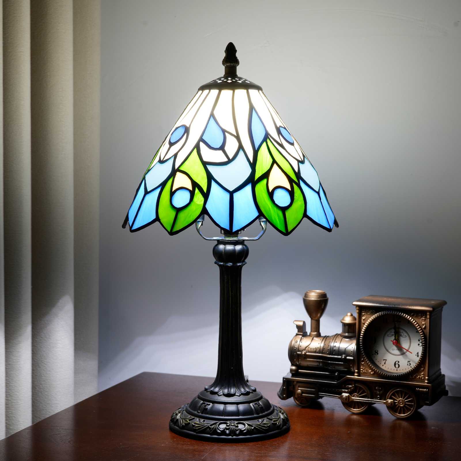 Blivuself Tiffany Stained Glass Table Lamp，8-Inch Peacock Feather Umbrella-Shaped Bedside Lamp, Handcrafted Glass Lampshade, Suitable For Home Decoration Artworks In Dormitories, Bedrooms, Living Rooms, Etc. (Blue And Green)OFU1271