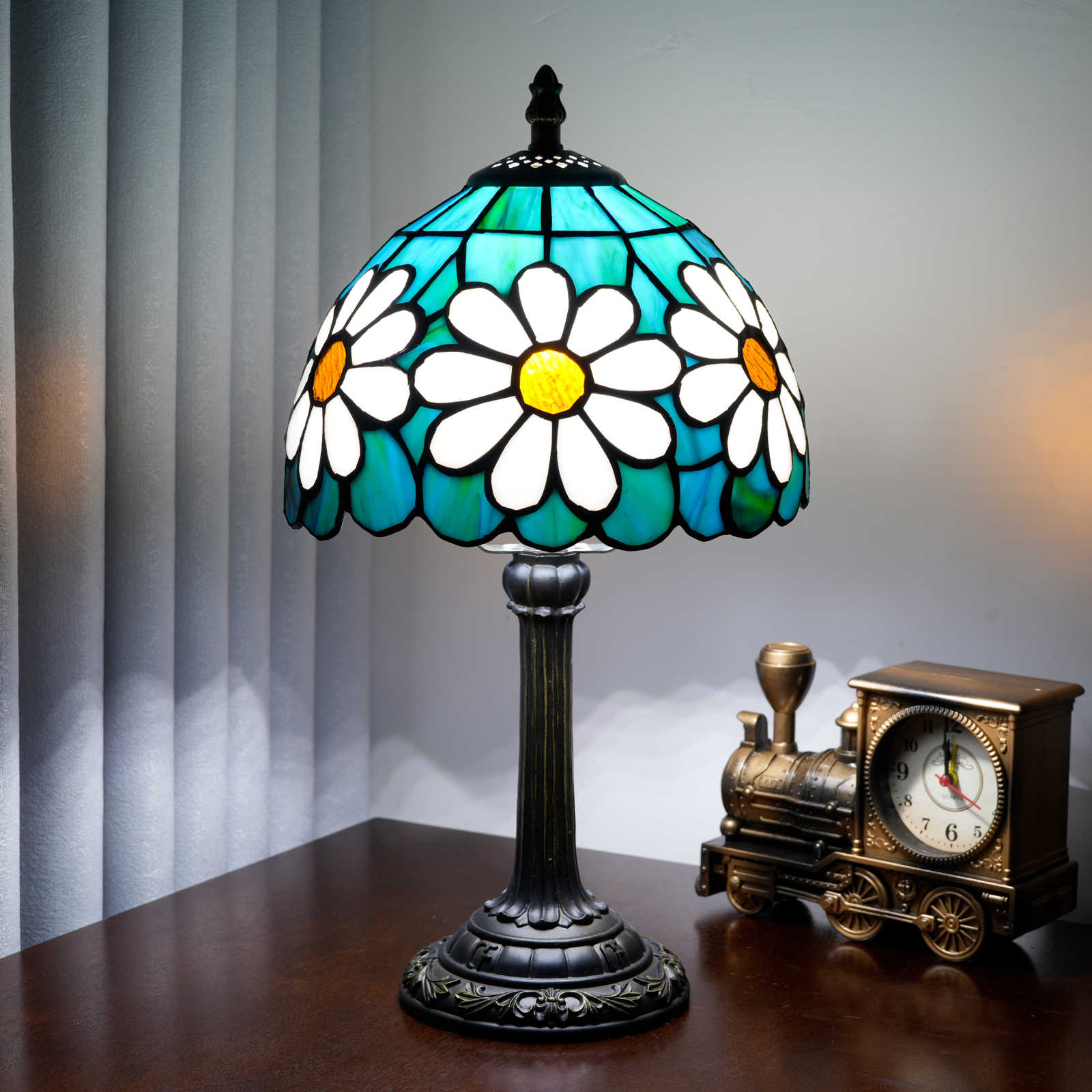 Blivuself Tiffany Table Lamp 8 Inch Stained Glass Table Lamp White Chrysantheum Classical Art Warm Color Reading Lamp For Bedroom Dormitory Dining Room Study Tiffany Retro Style Home Decoration Art Crafts（OFU1314）